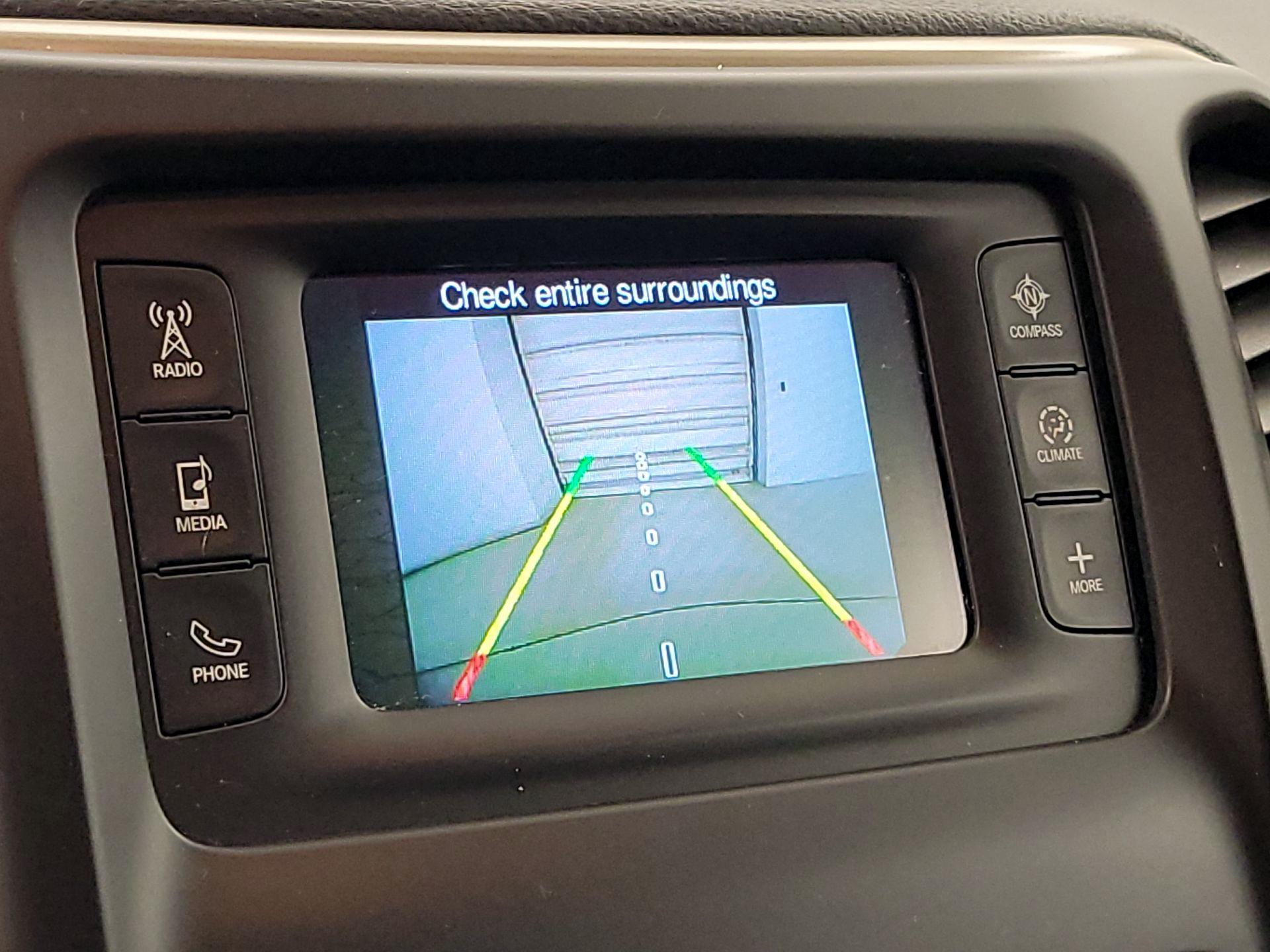 Thumbnail: 2016 Jeep Cherokee - 14