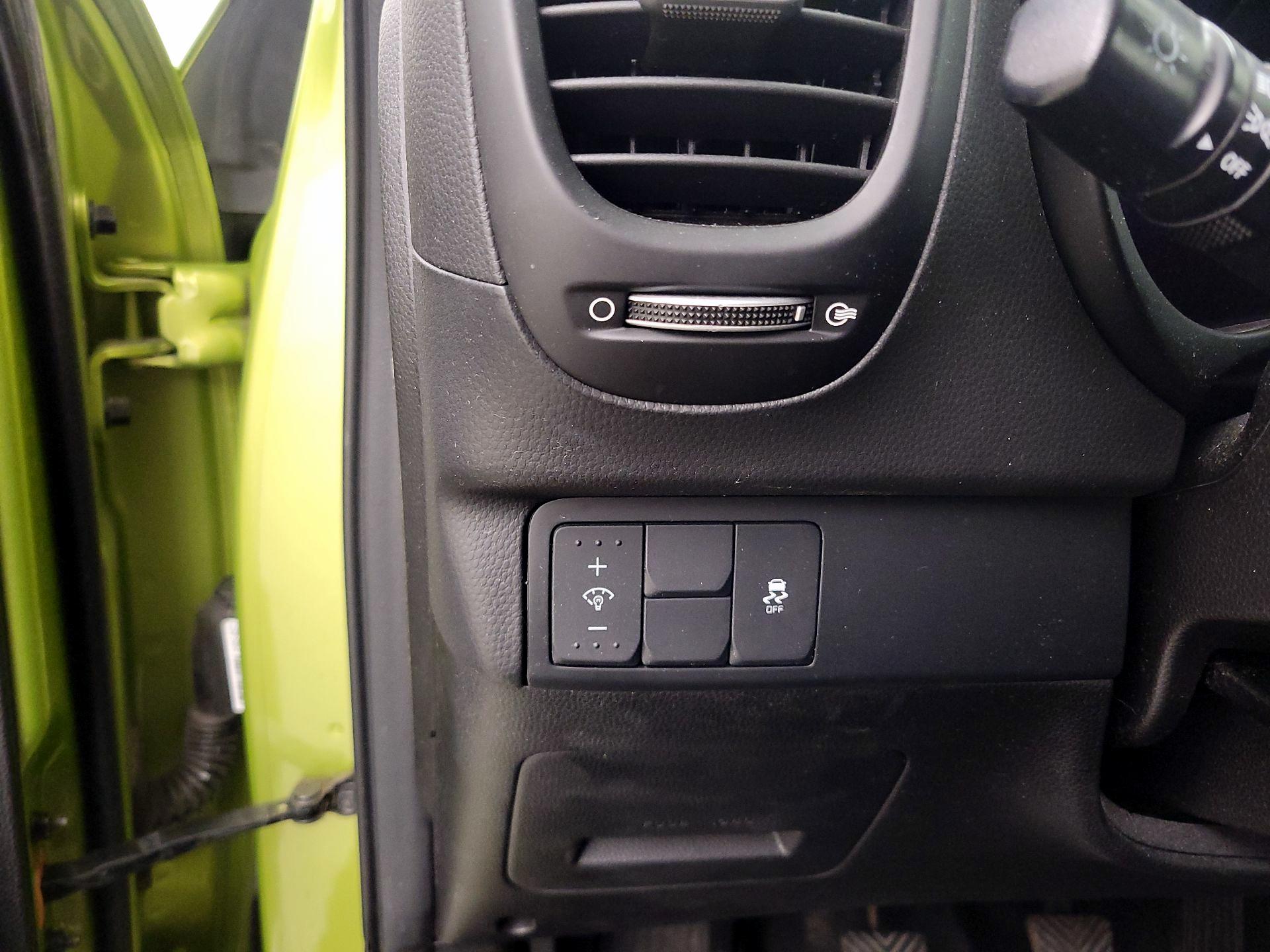 Thumbnail: 2016 Kia Soul - 13