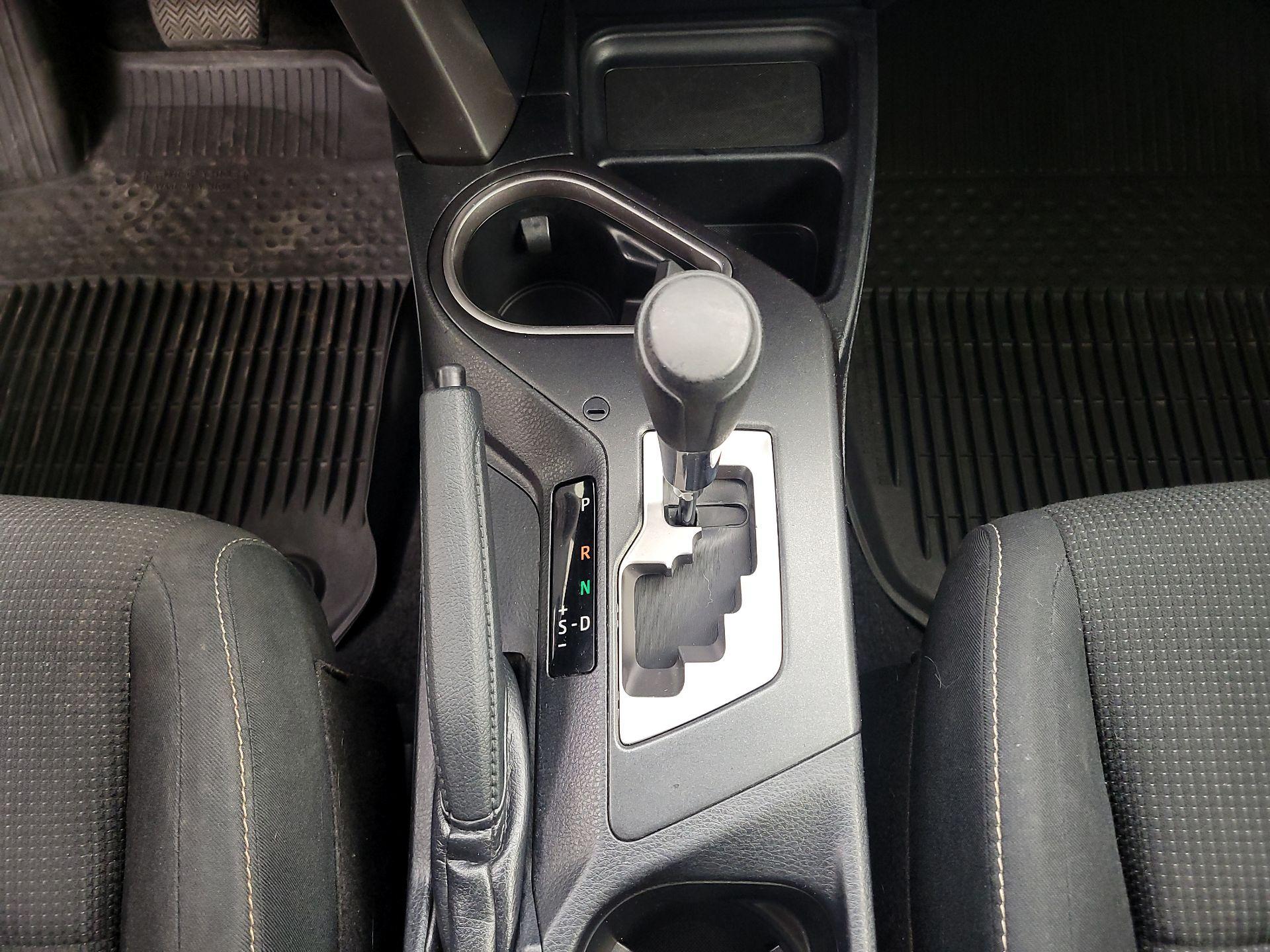 Thumbnail: 2018 Toyota RAV4 - 17