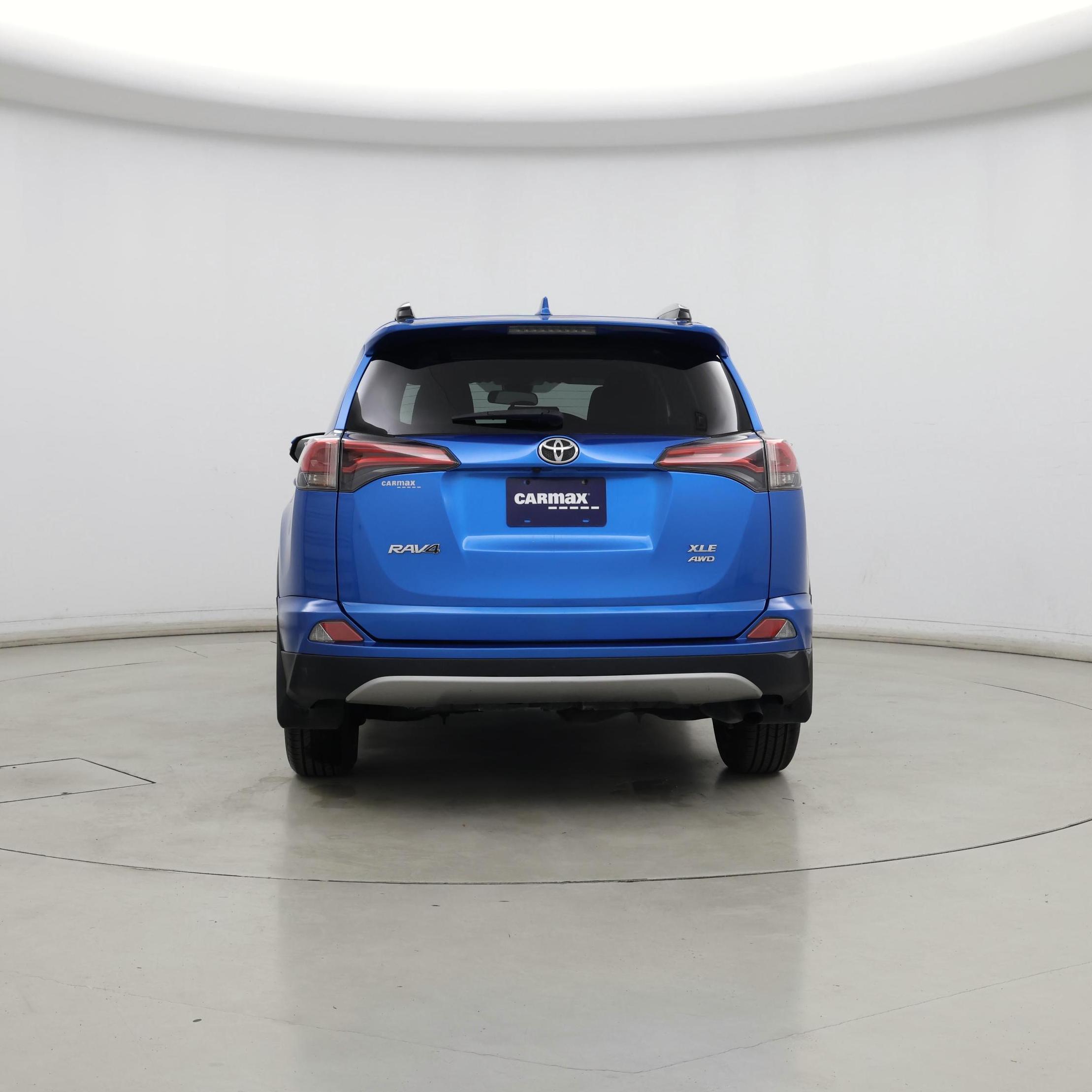 Thumbnail: 2018 Toyota RAV4 - 6