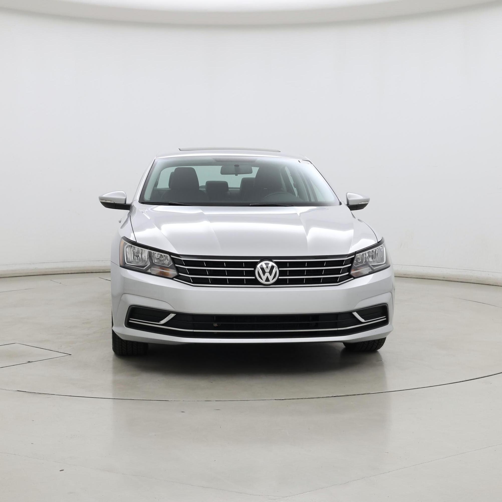 Thumbnail: 2016 Volkswagen Passat - 5