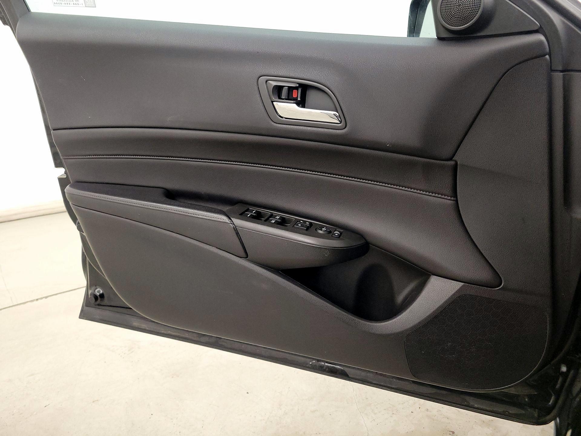 Thumbnail: 2018 Acura ILX - 12