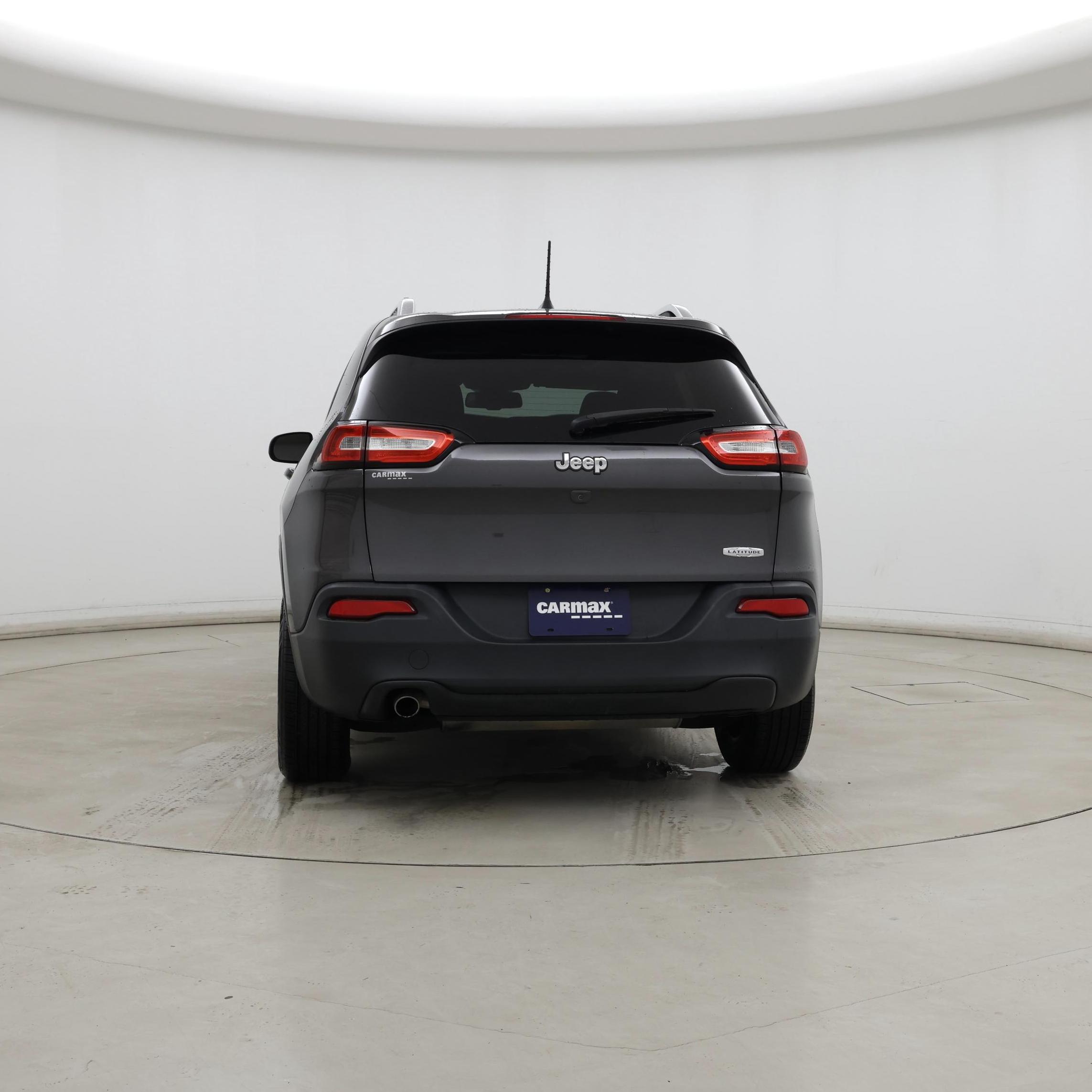 Thumbnail: 2017 Jeep Cherokee - 6