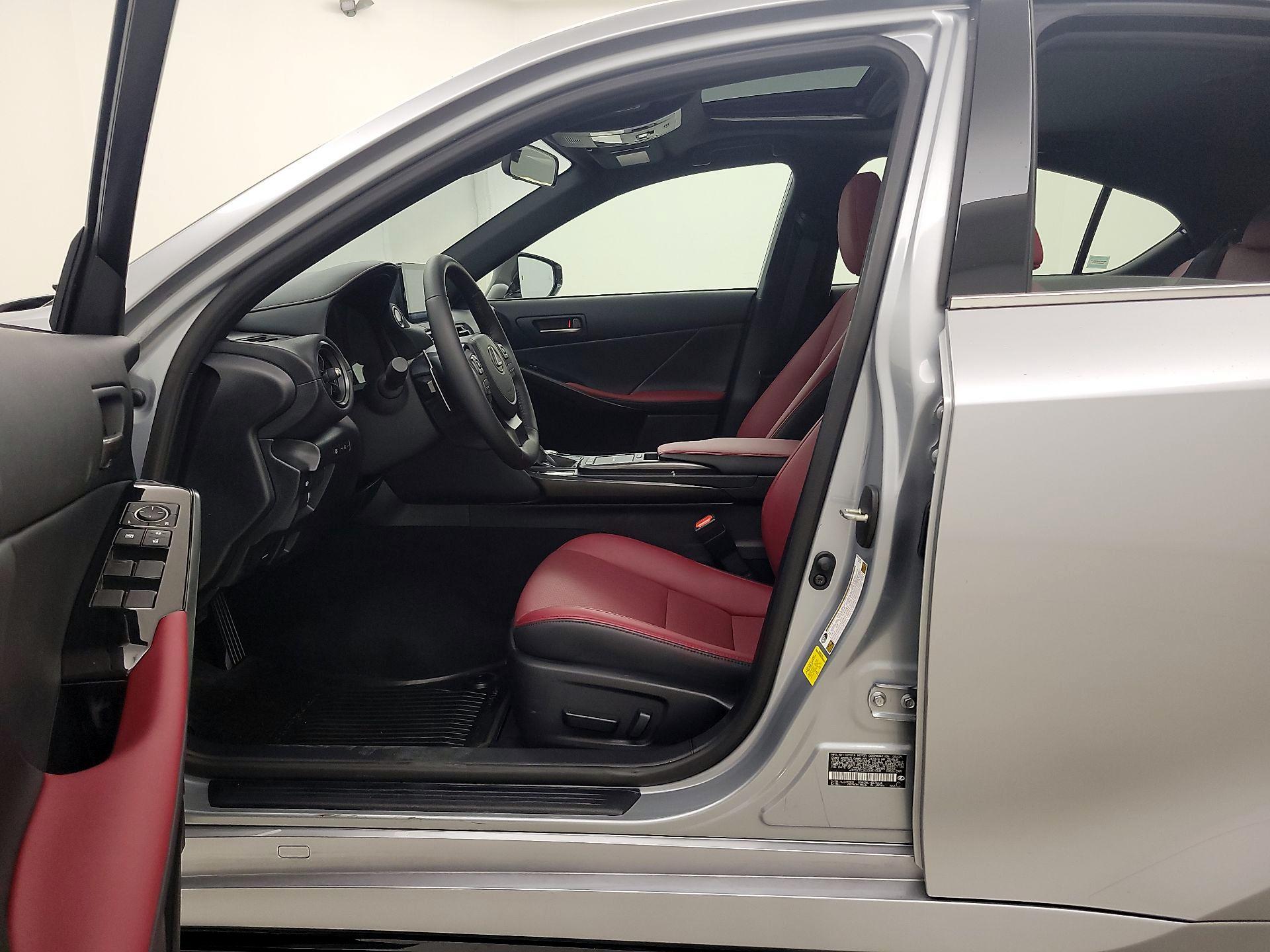 Thumbnail: 2025 Lexus IS - 11