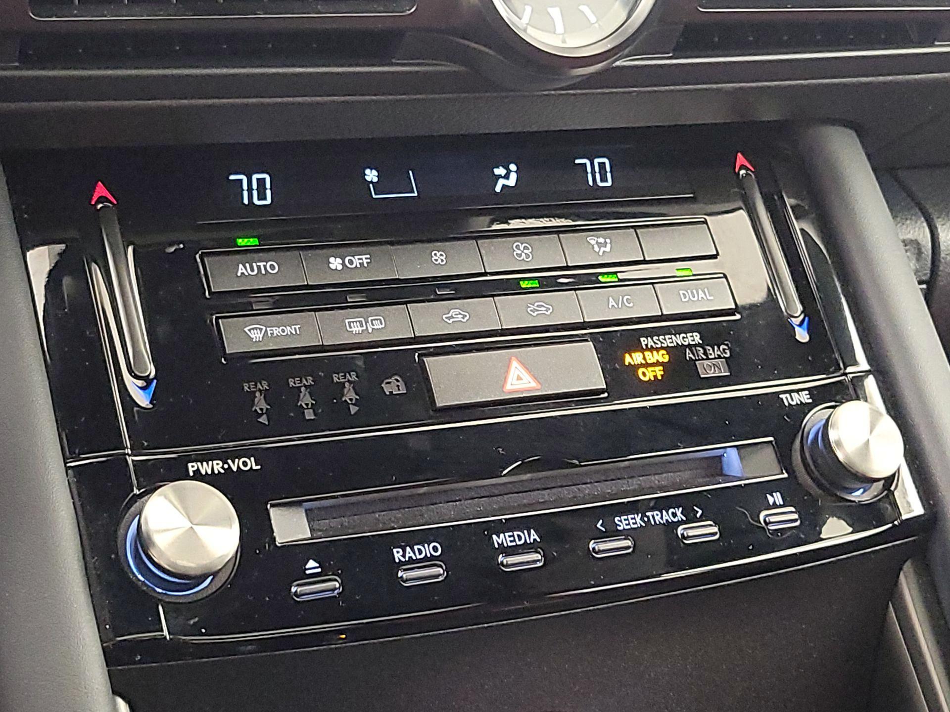 Thumbnail: 2025 Lexus IS - 17