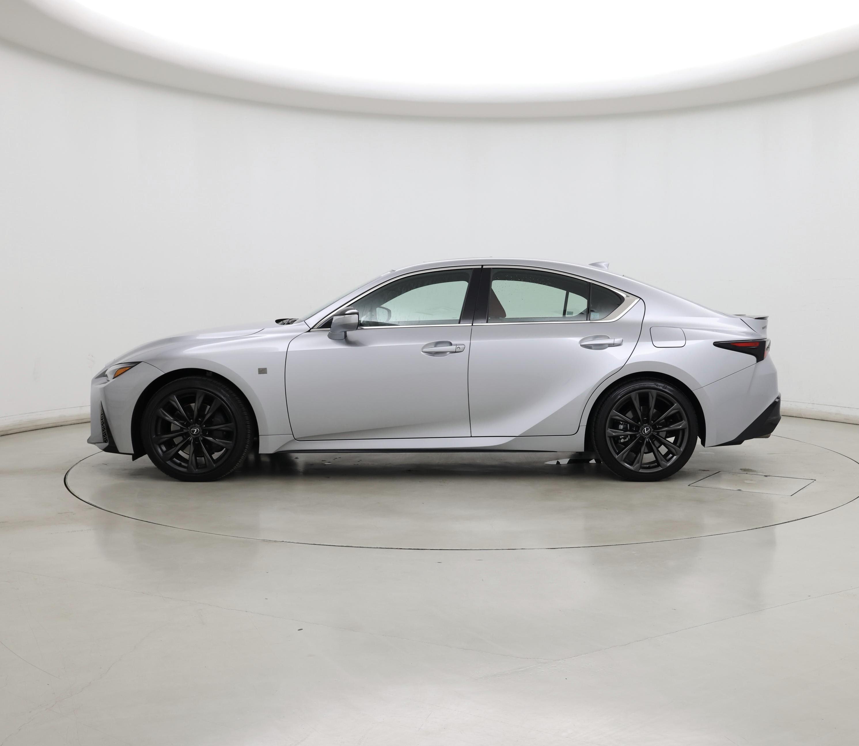 Thumbnail: 2025 Lexus IS - 3