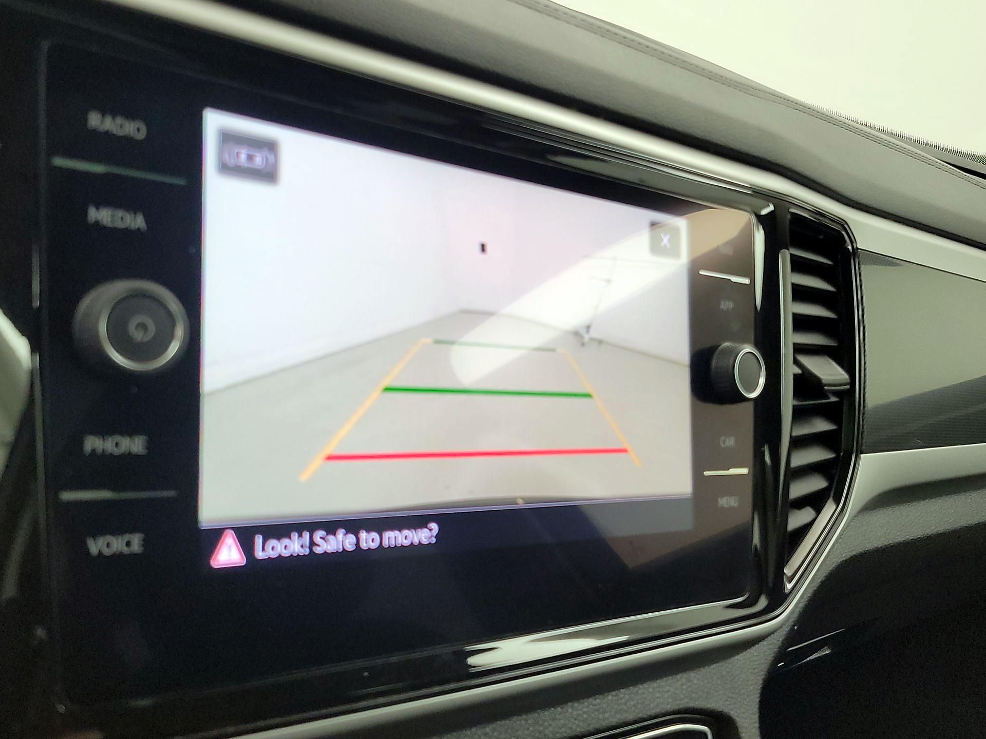 Thumbnail: 2022 Volkswagen Atlas - 15