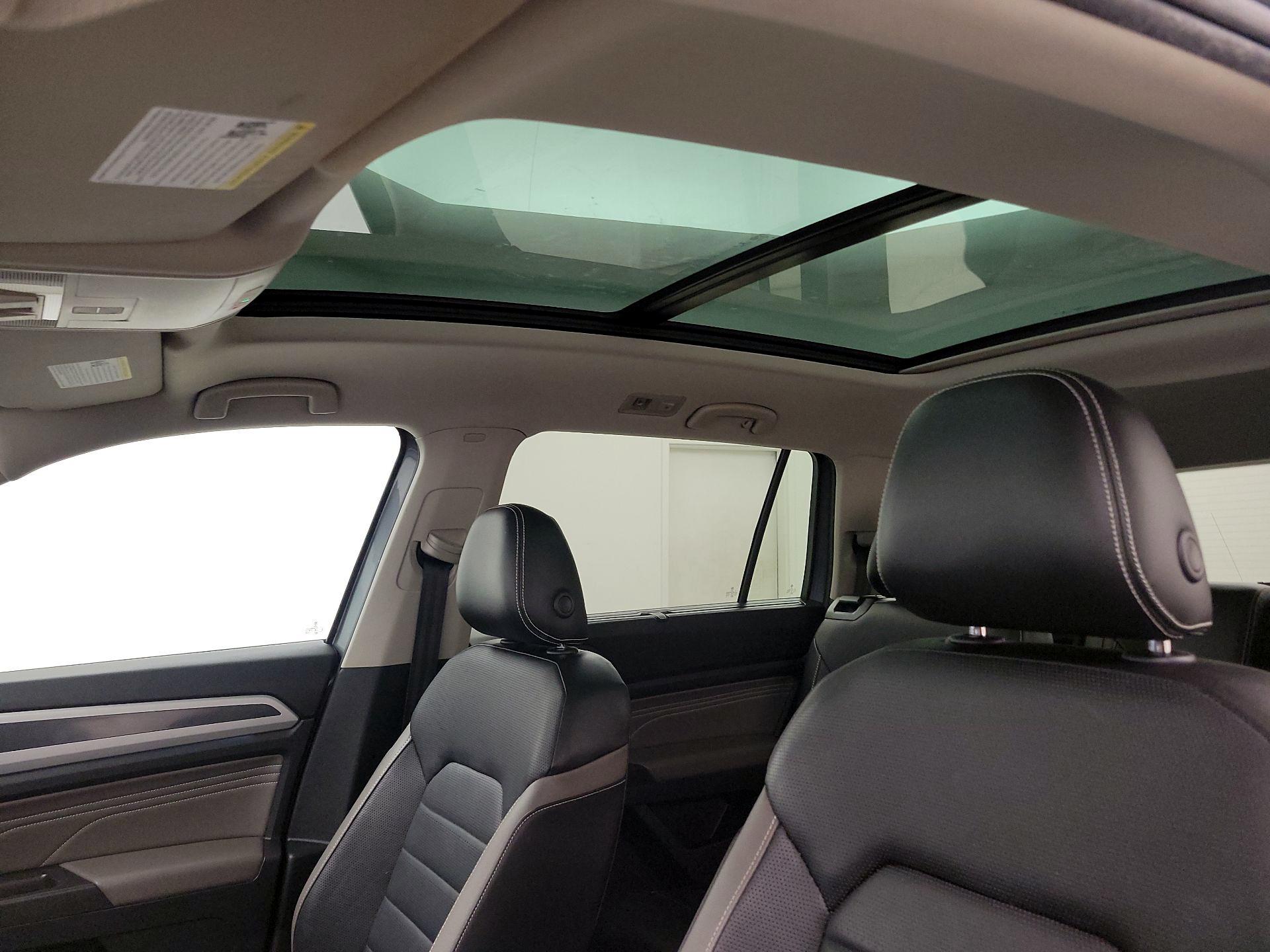 Thumbnail: 2022 Volkswagen Atlas - 20