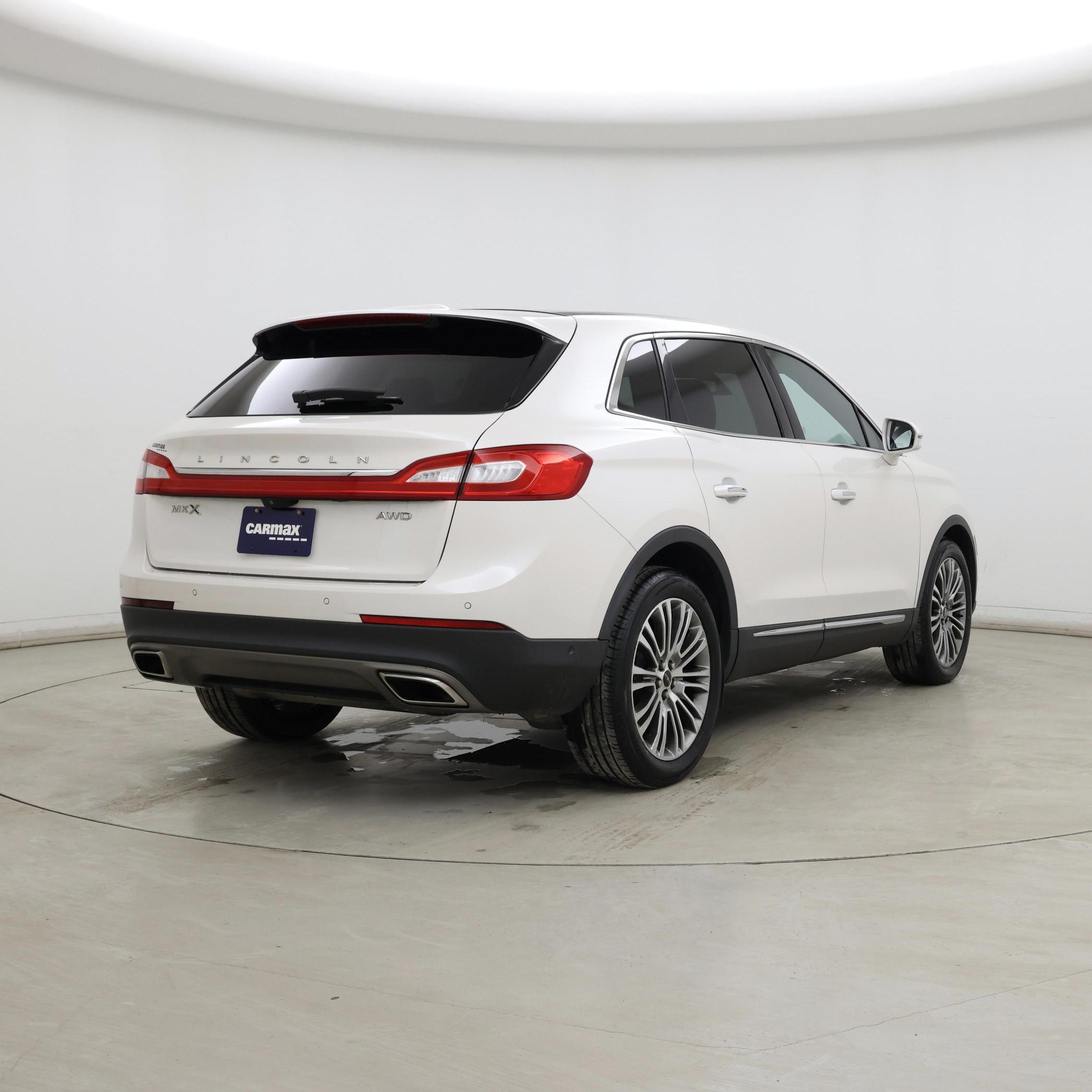 Thumbnail: 2016 Lincoln MKX - 8