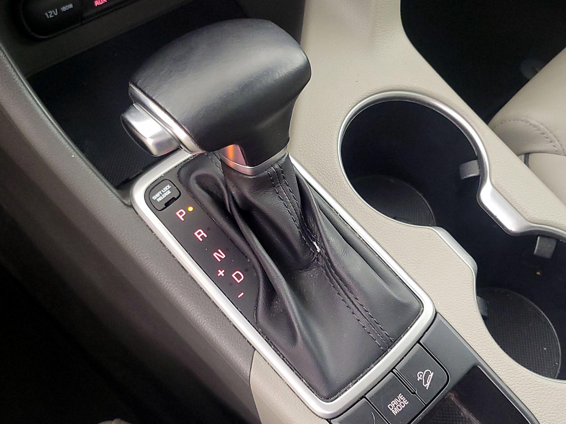 Thumbnail: 2017 Kia Sportage - 17