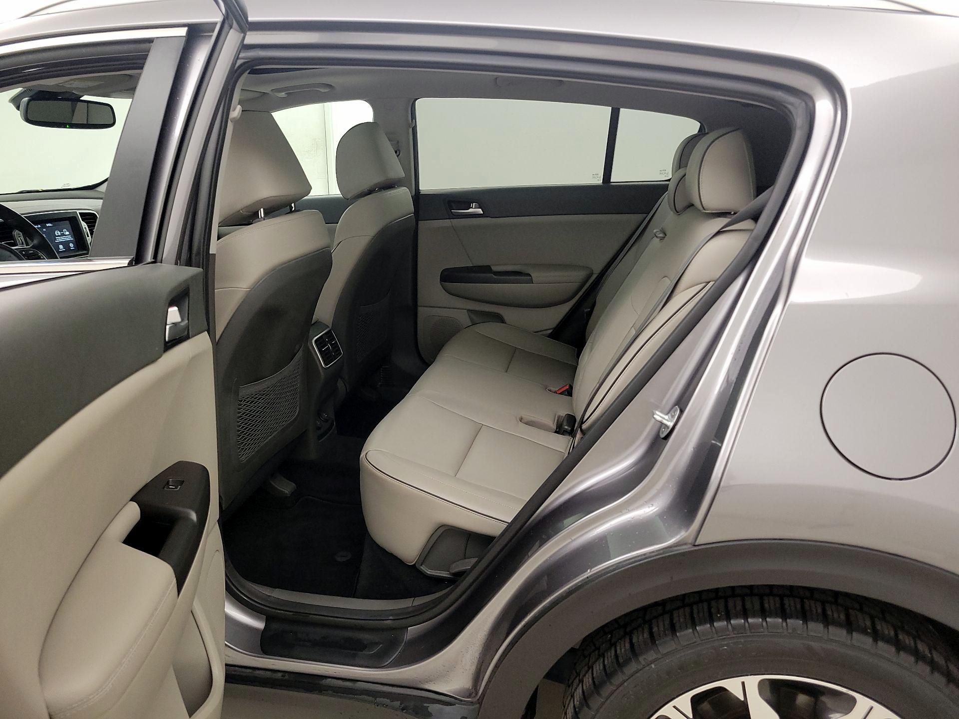 Thumbnail: 2017 Kia Sportage - 20