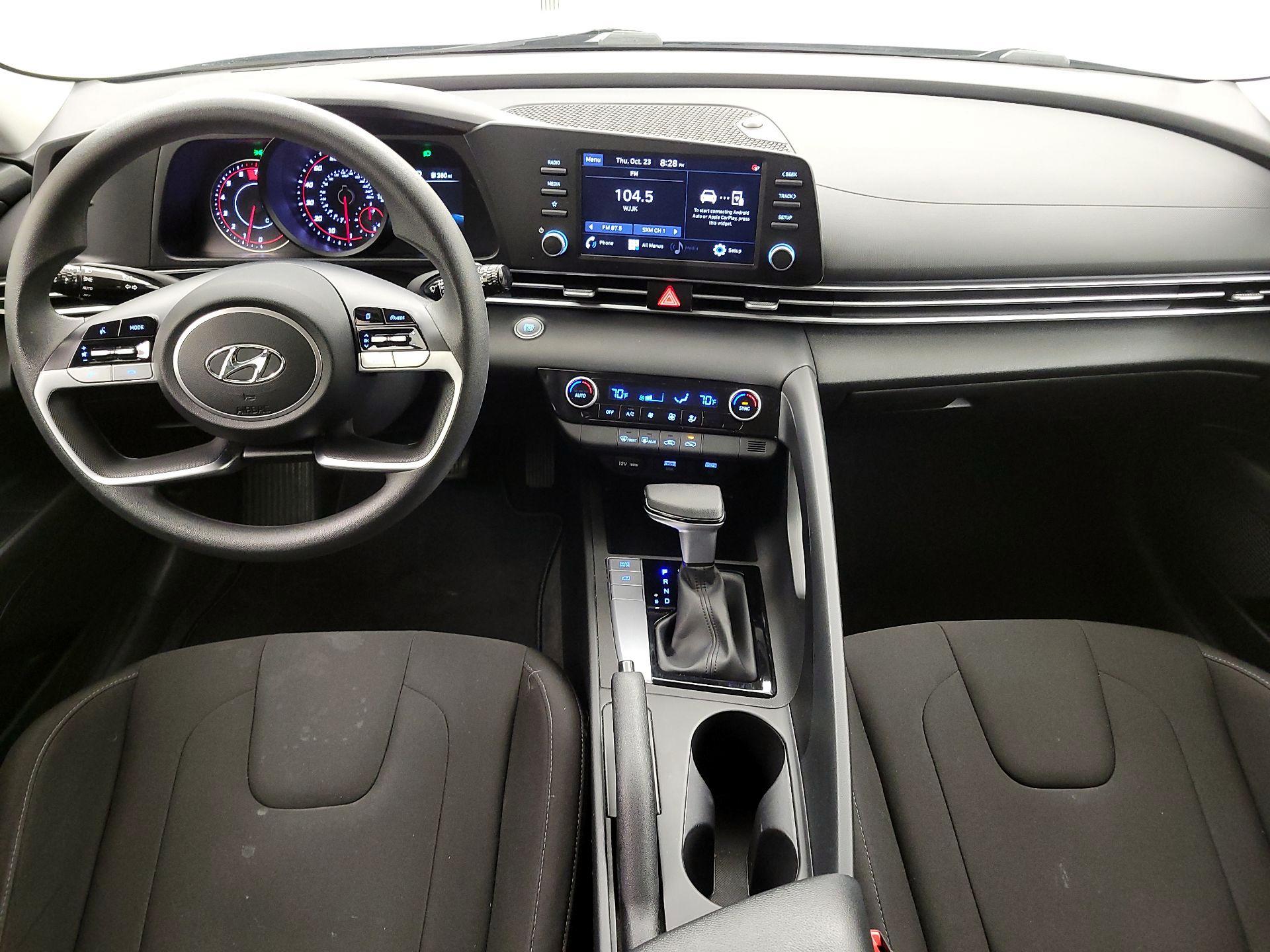 Thumbnail: 2022 Hyundai Elantra - 9