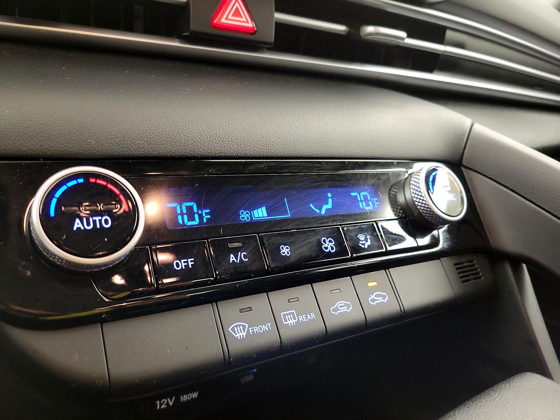 Thumbnail: 2022 Hyundai Elantra - 16