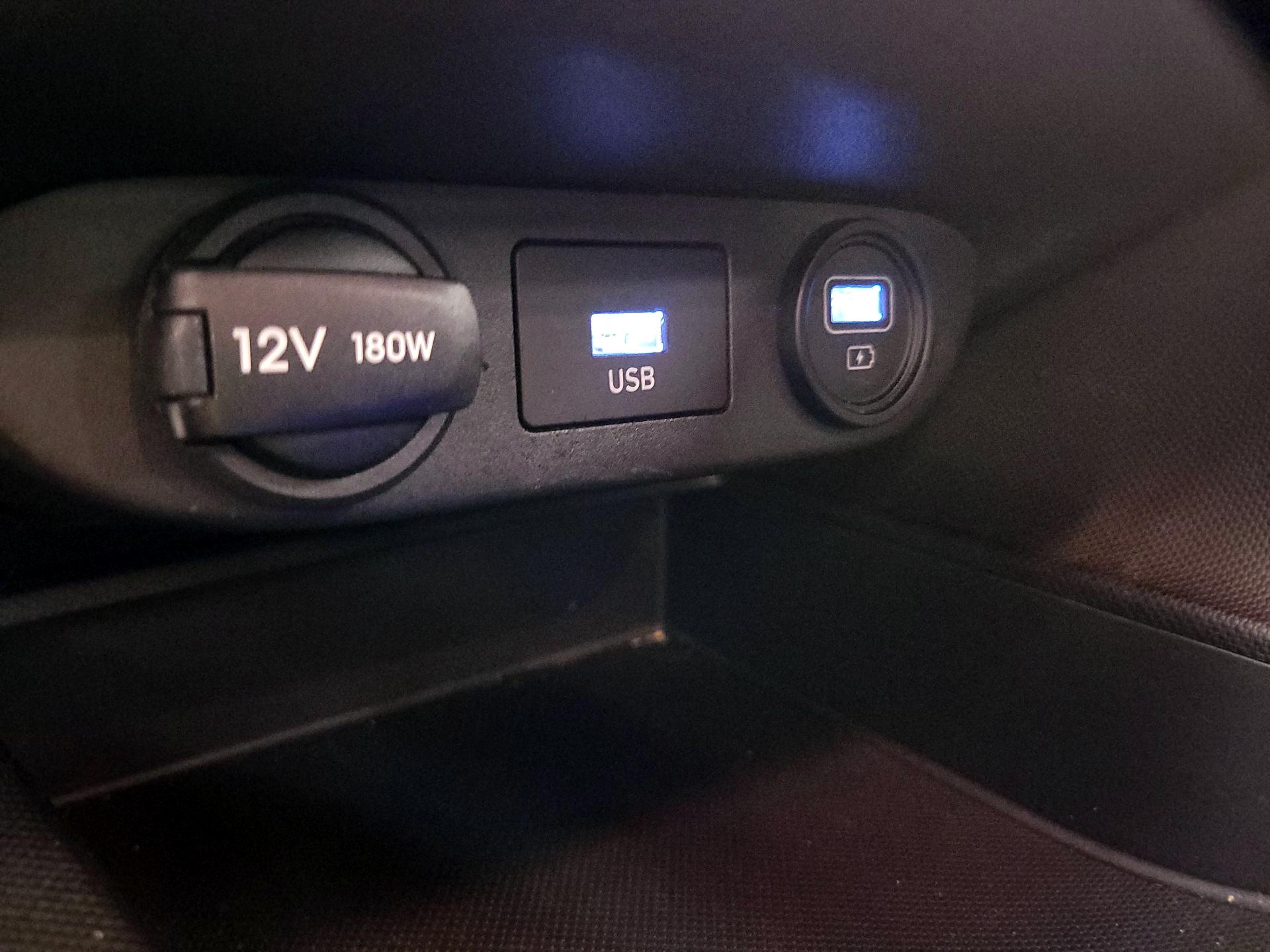 Thumbnail: 2022 Hyundai Elantra - 18