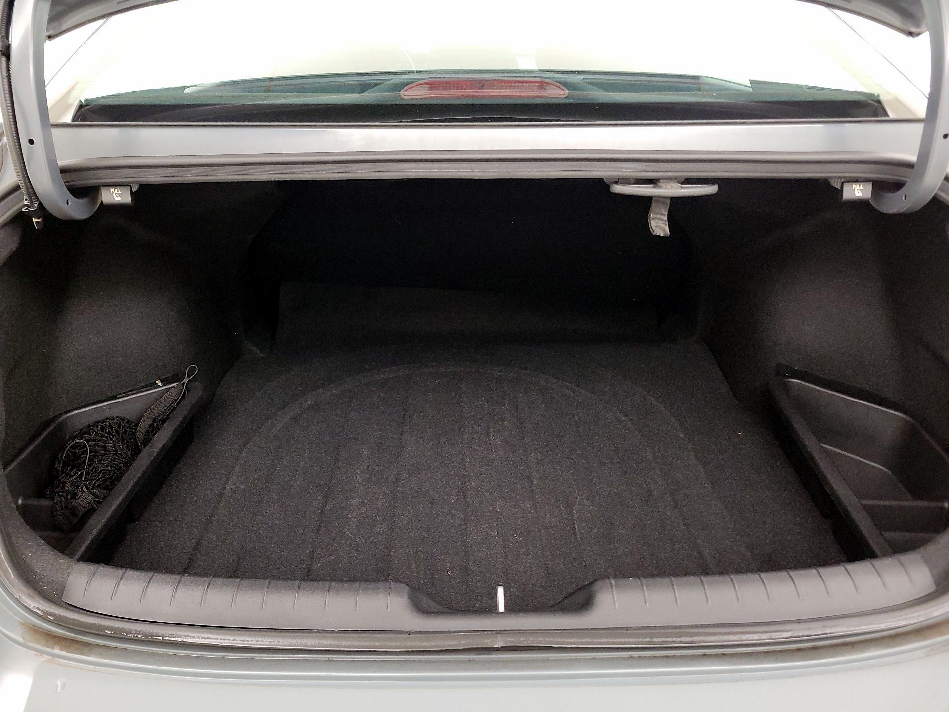 Thumbnail: 2022 Hyundai Elantra - 20