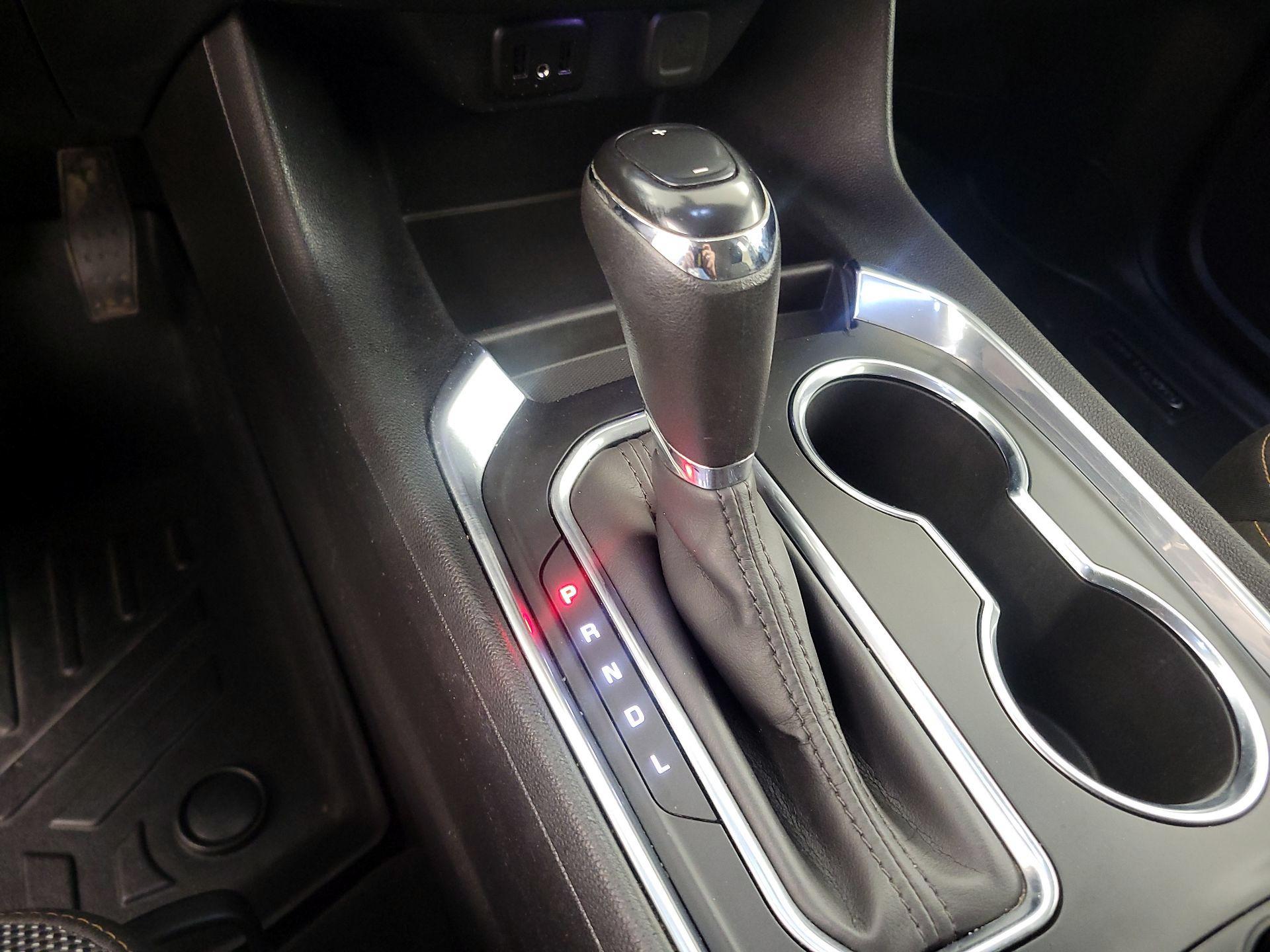 Thumbnail: 2019 Chevrolet Traverse - 17