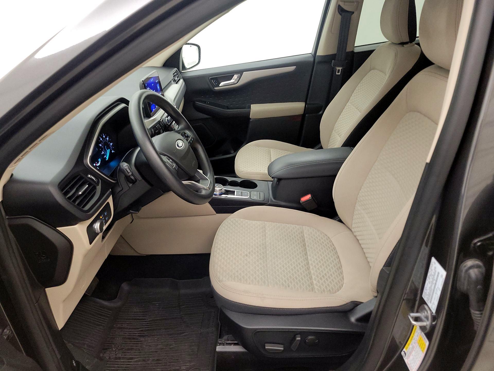 Thumbnail: 2020 Ford Escape - 11