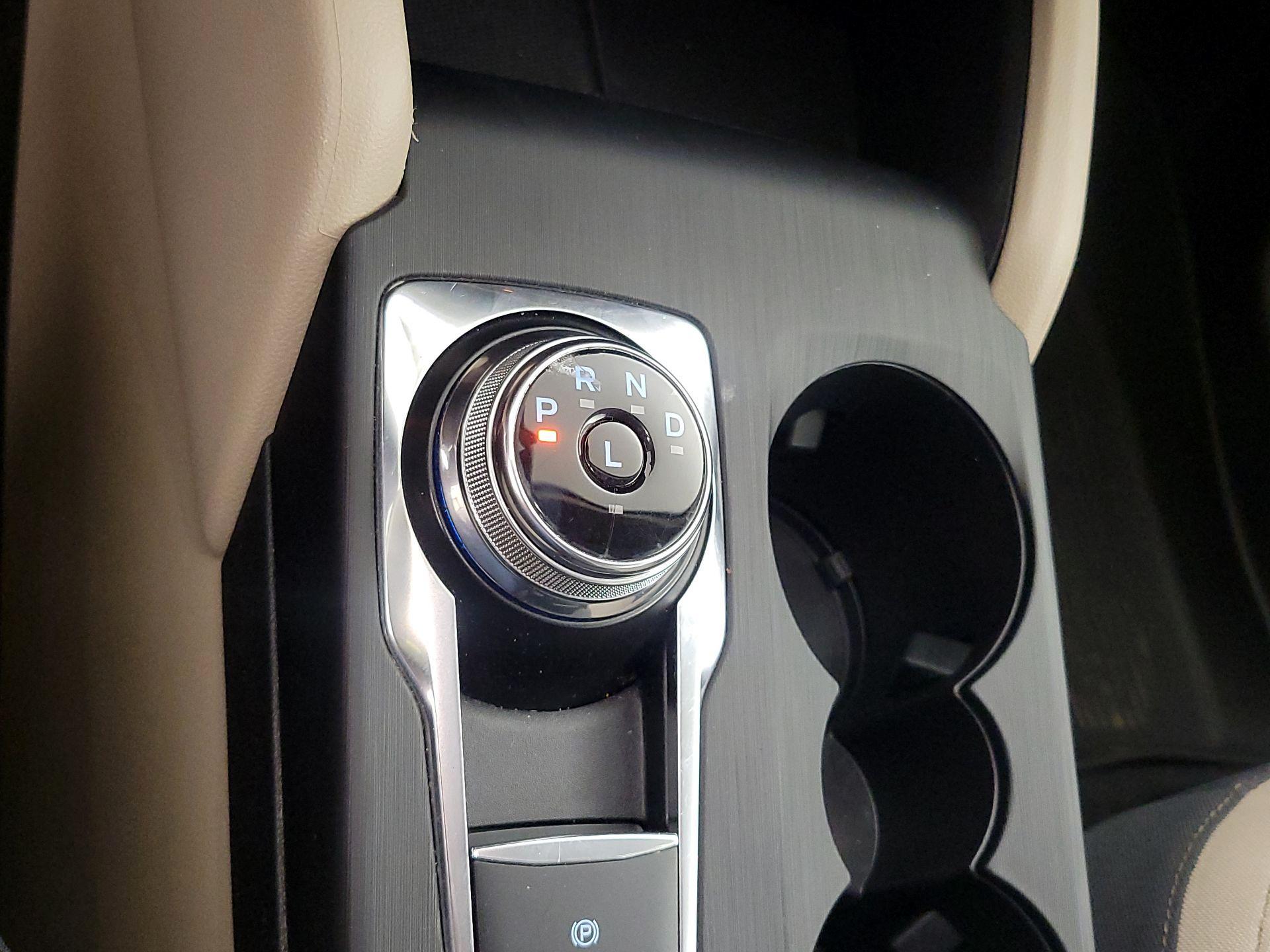 Thumbnail: 2020 Ford Escape - 17