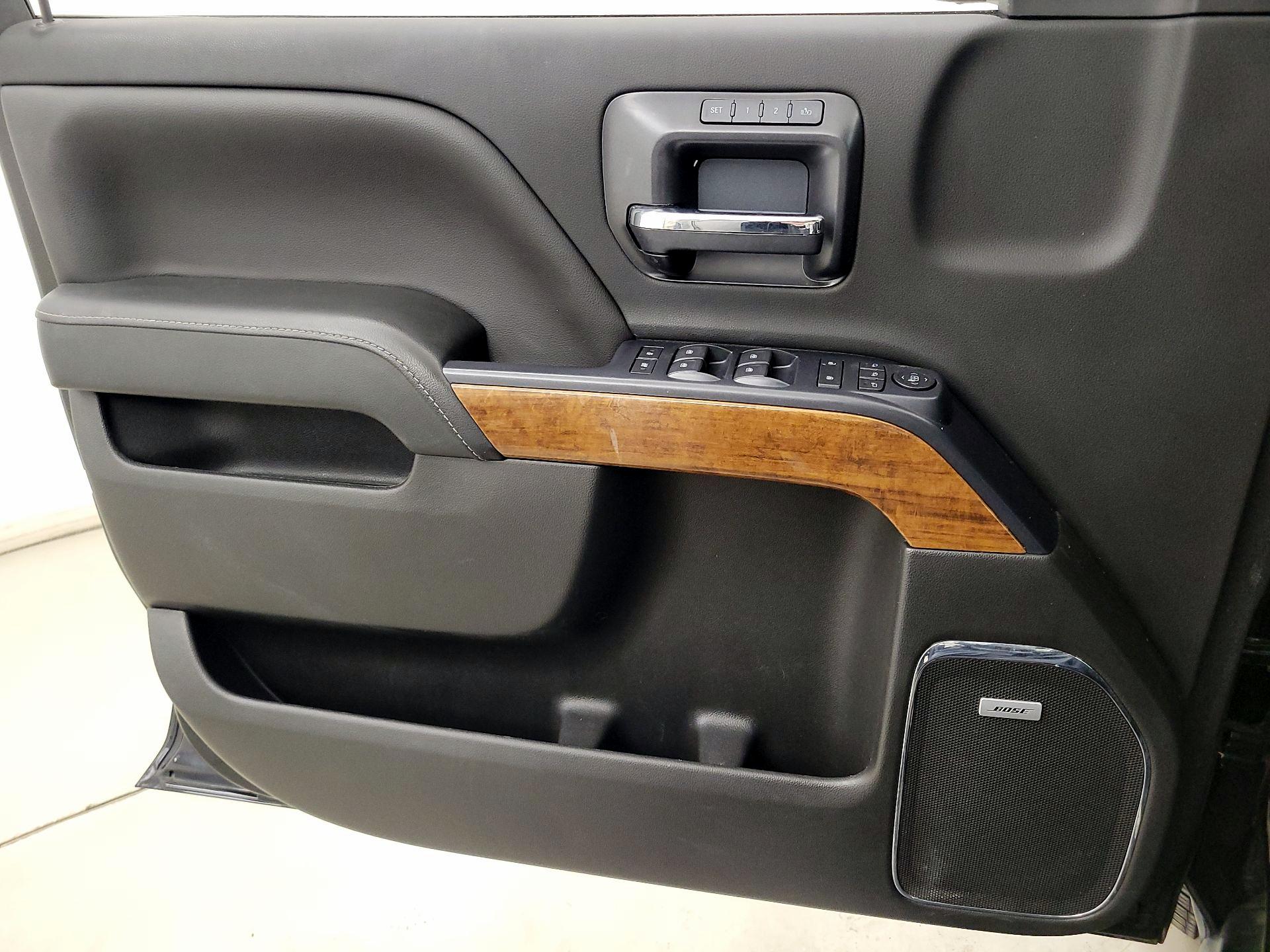 Thumbnail: 2018 Chevrolet Silverado 1500 - 12