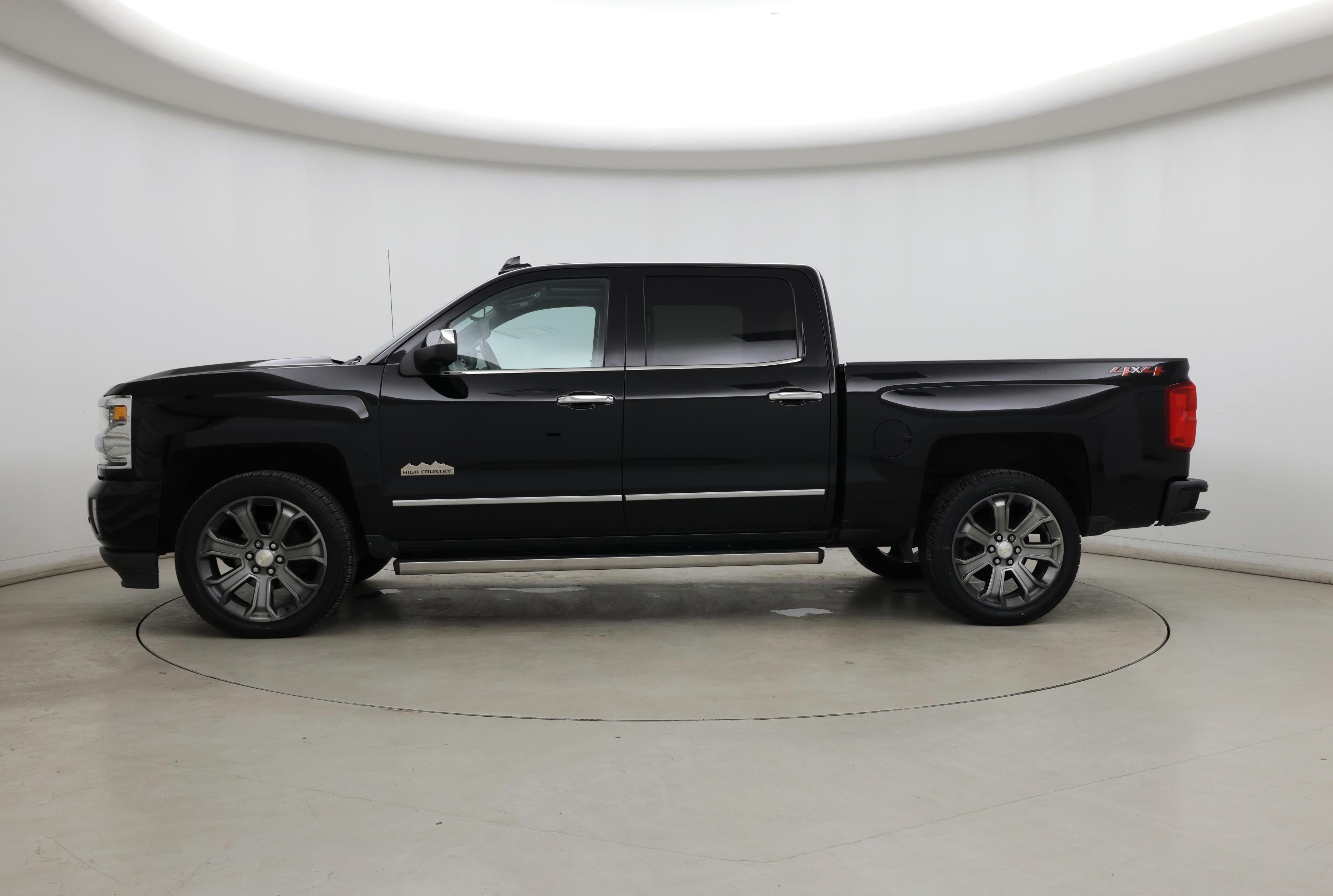 Thumbnail: 2018 Chevrolet Silverado 1500 - 3