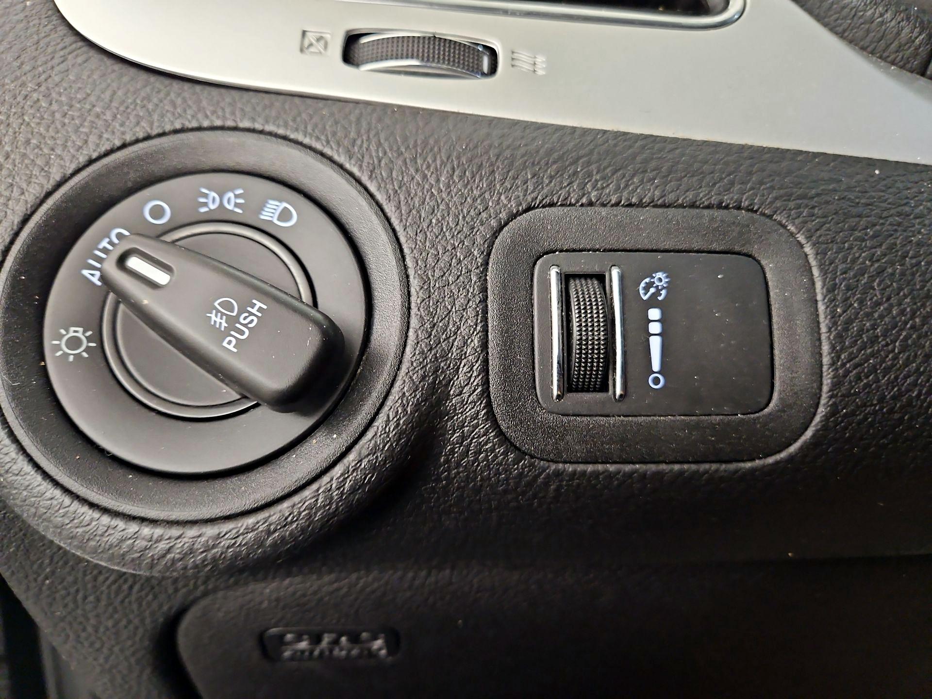 Thumbnail: 2018 Dodge Journey - 13
