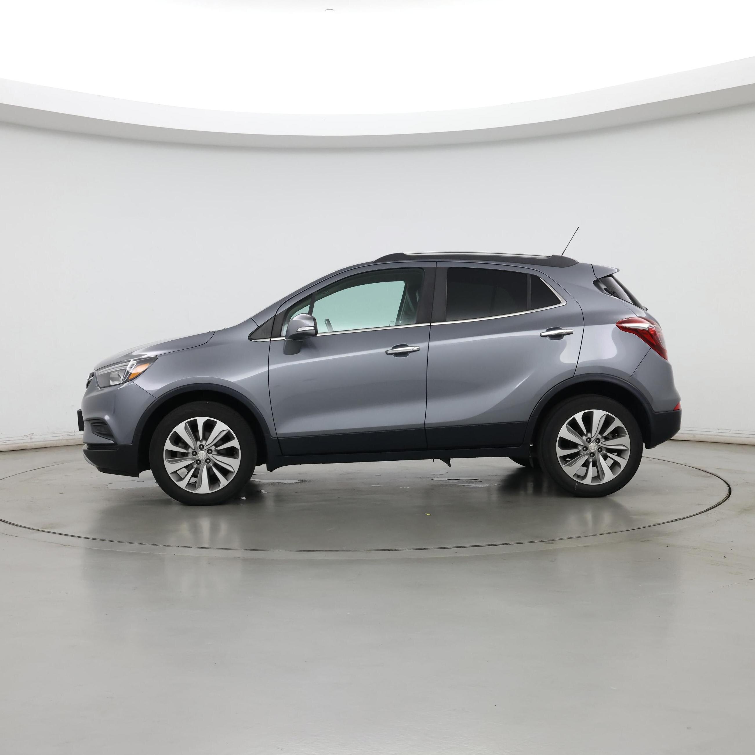 Thumbnail: 2019 Buick Encore - 3