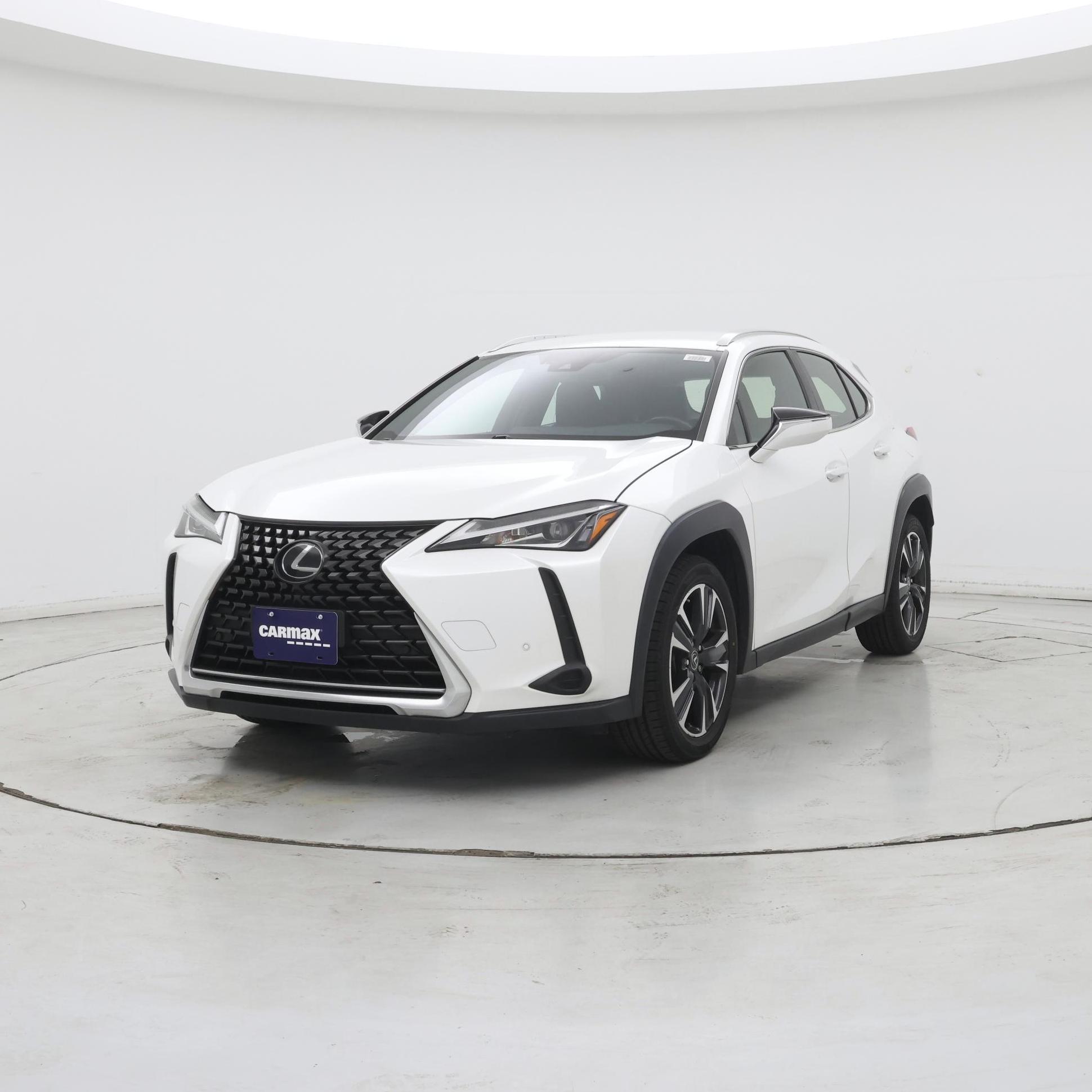 Thumbnail: 2021 Lexus UX - 4