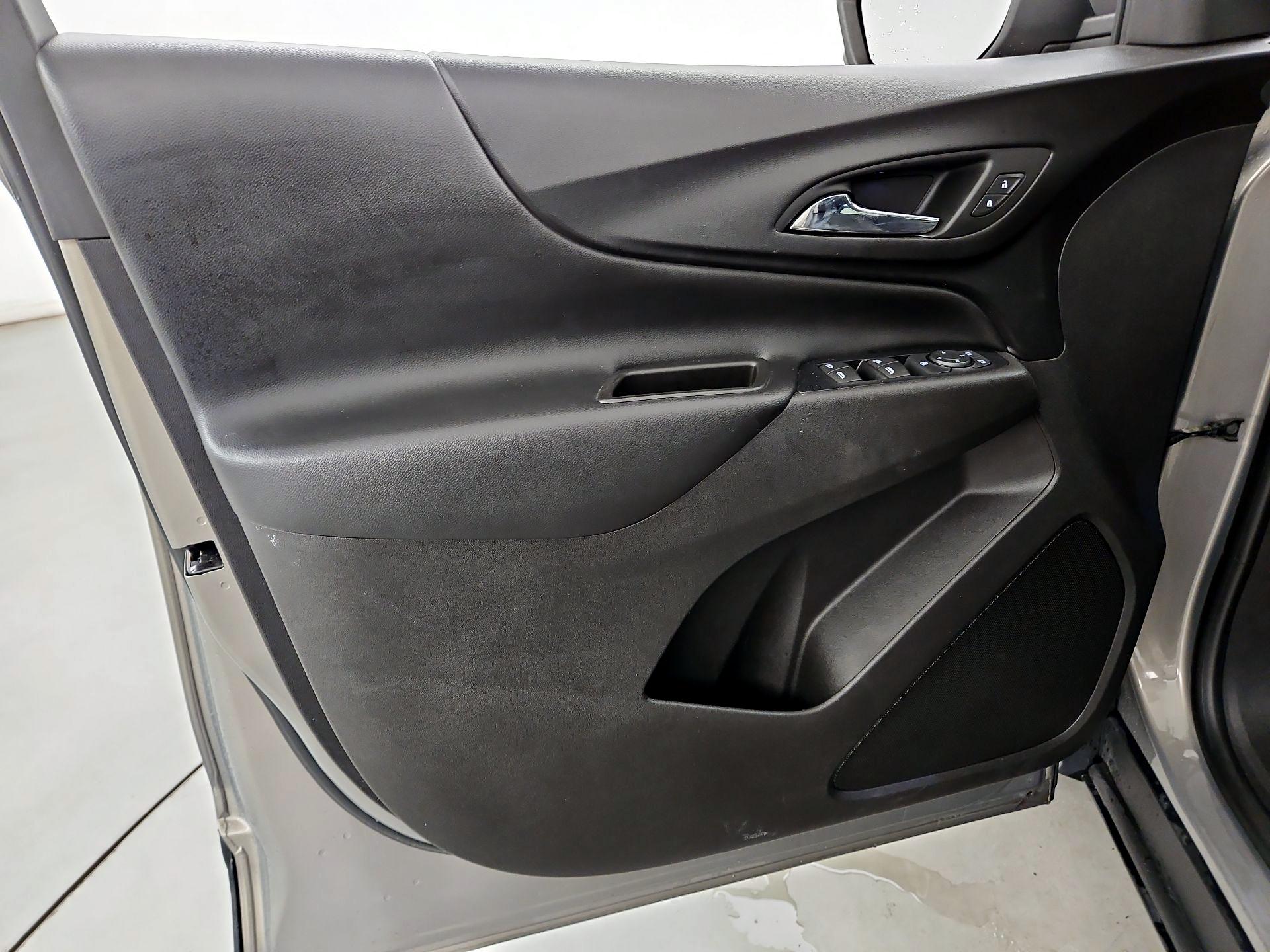Thumbnail: 2019 Chevrolet Equinox - 12