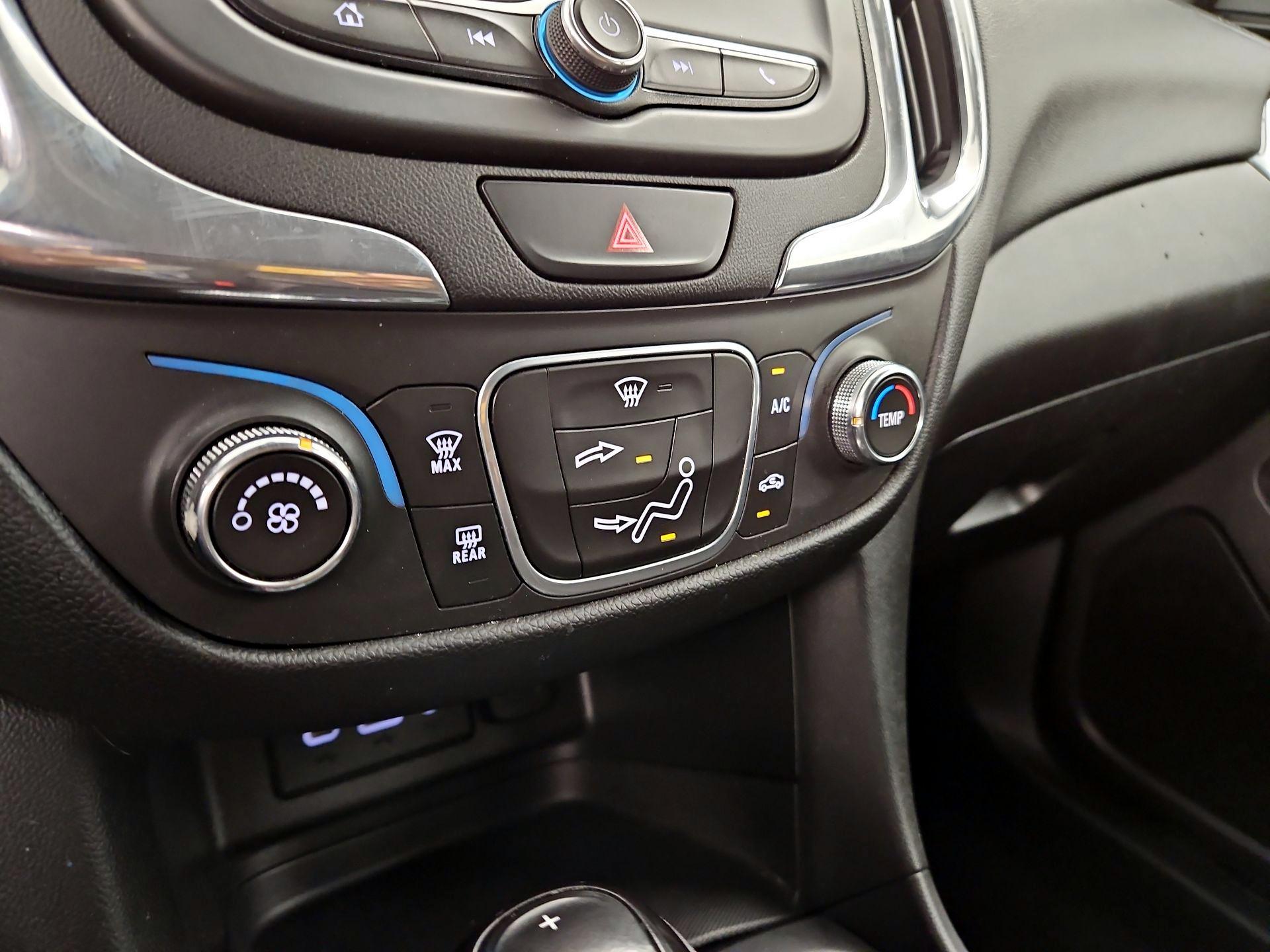 Thumbnail: 2019 Chevrolet Equinox - 16