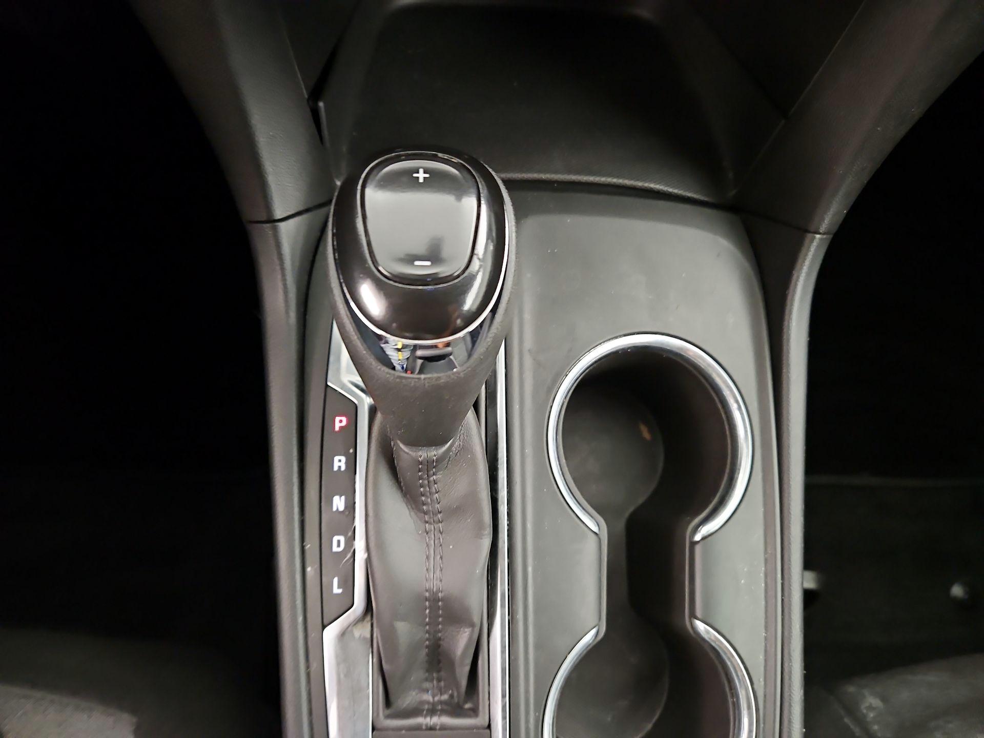 Thumbnail: 2019 Chevrolet Equinox - 17