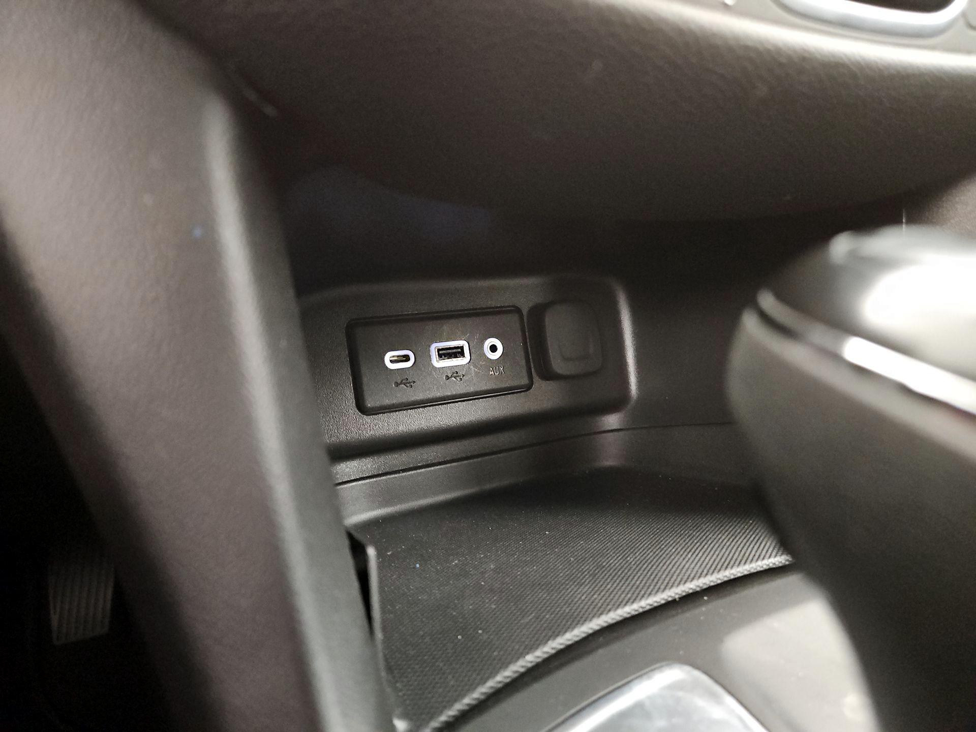 Thumbnail: 2019 Chevrolet Equinox - 18