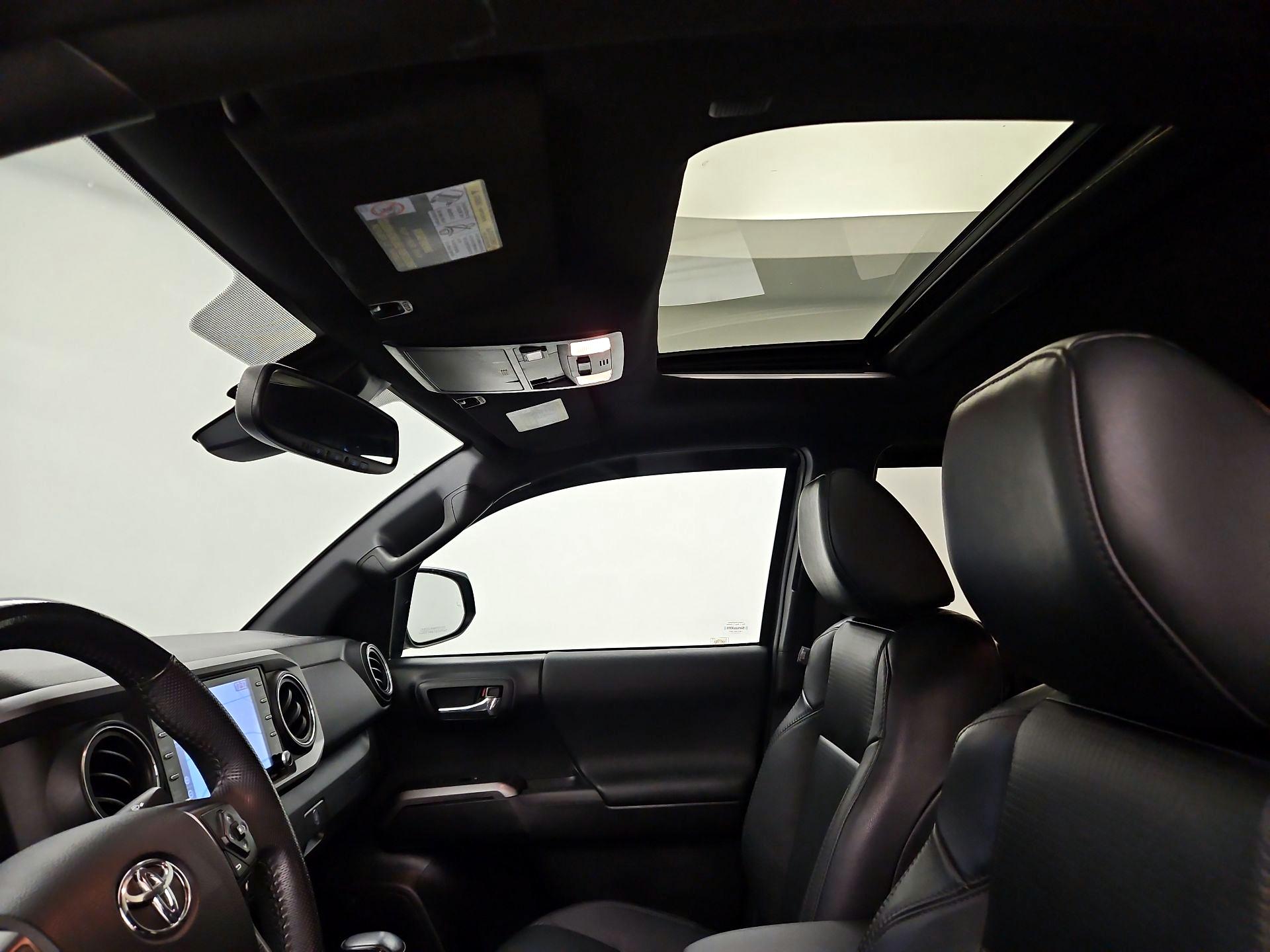 Thumbnail: 2021 Toyota Tacoma - 20