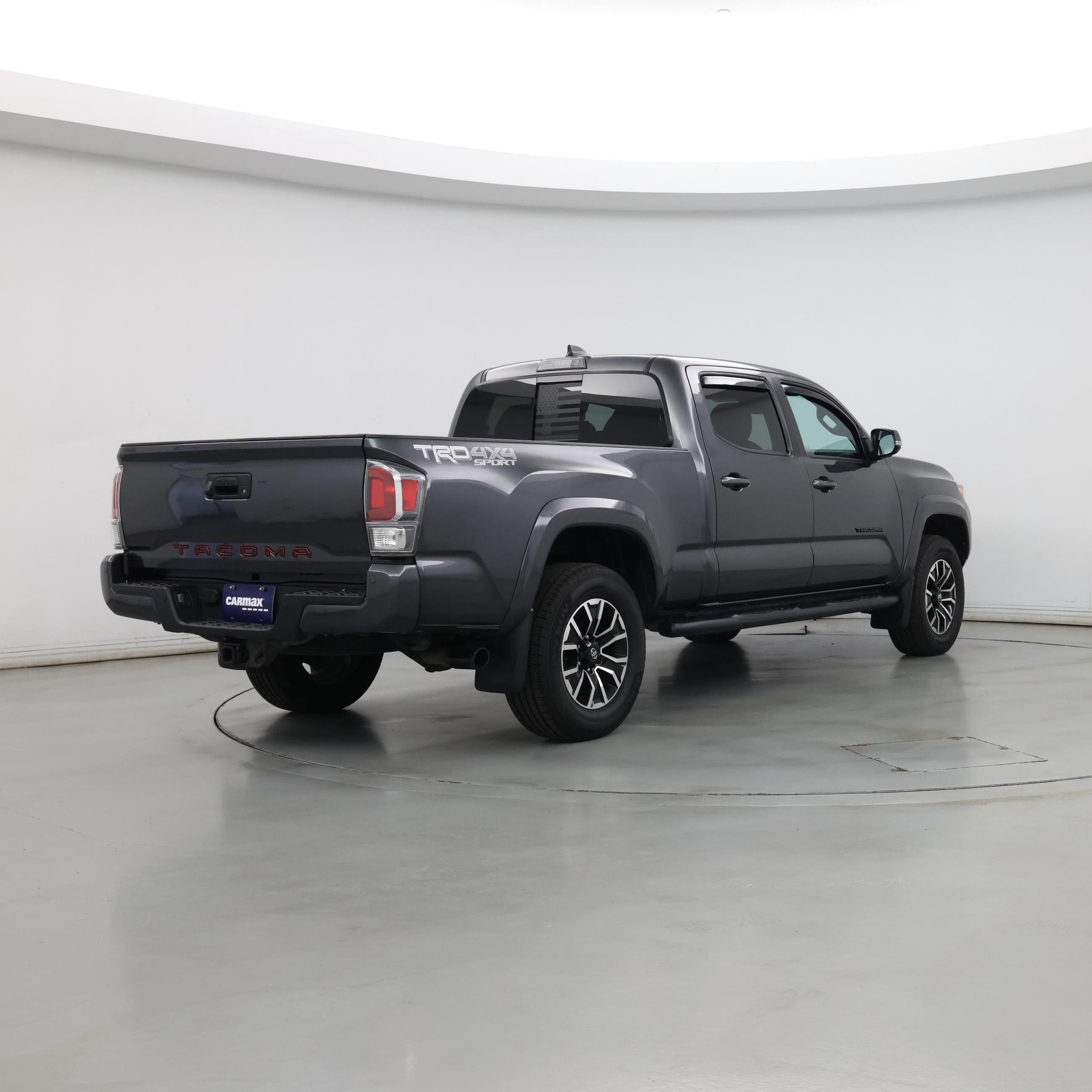 Thumbnail: 2021 Toyota Tacoma - 8