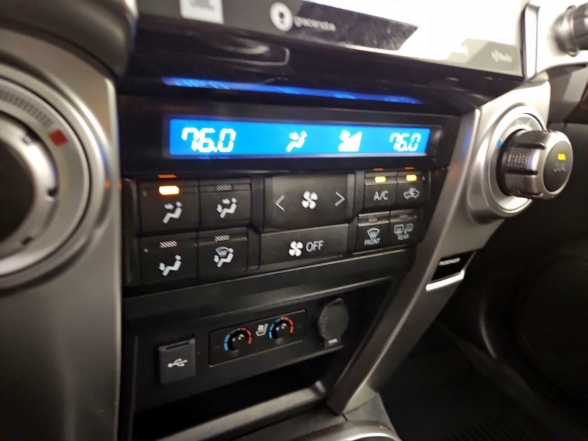 Thumbnail: 2021 Toyota 4Runner - 17