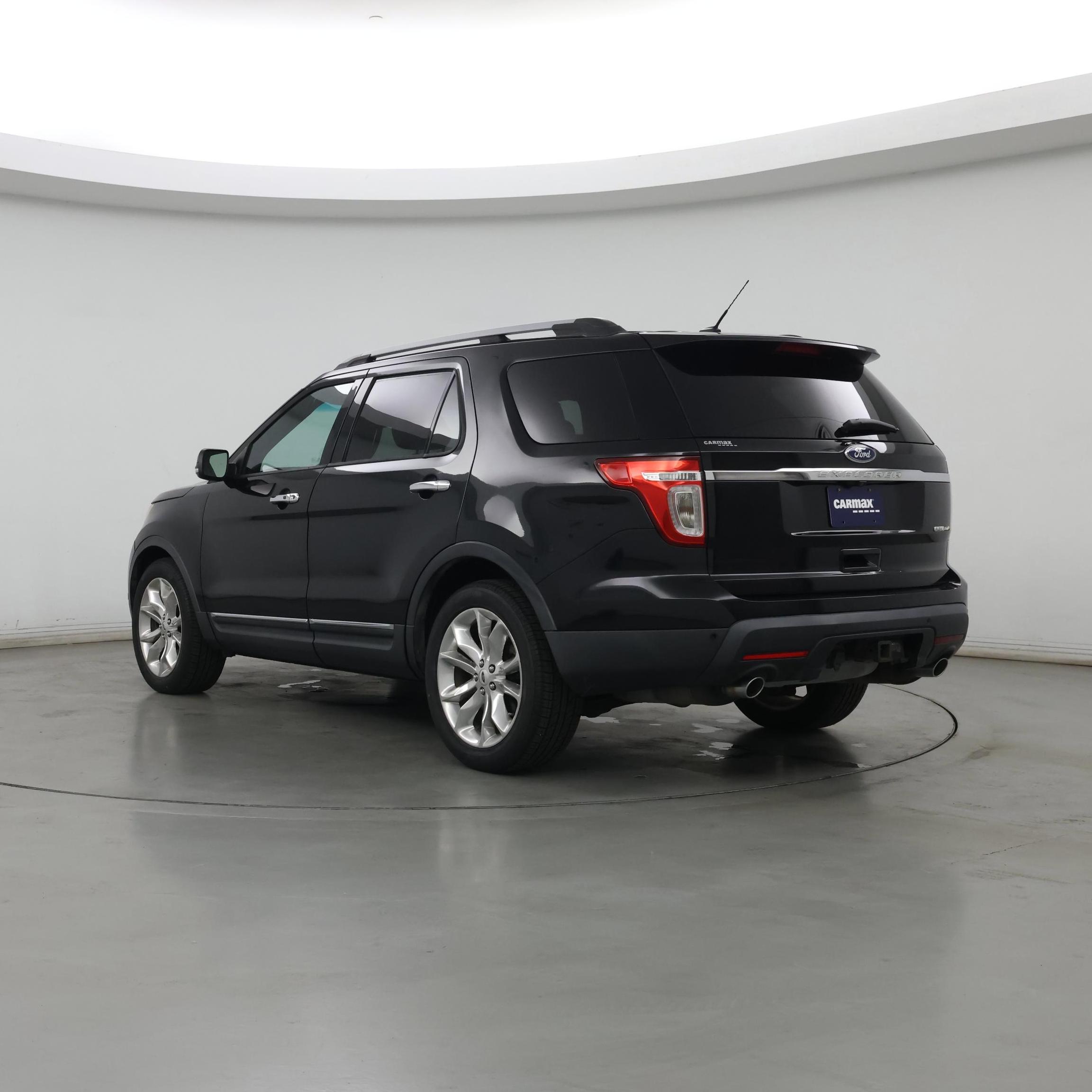 Thumbnail: 2014 Ford Explorer - 2