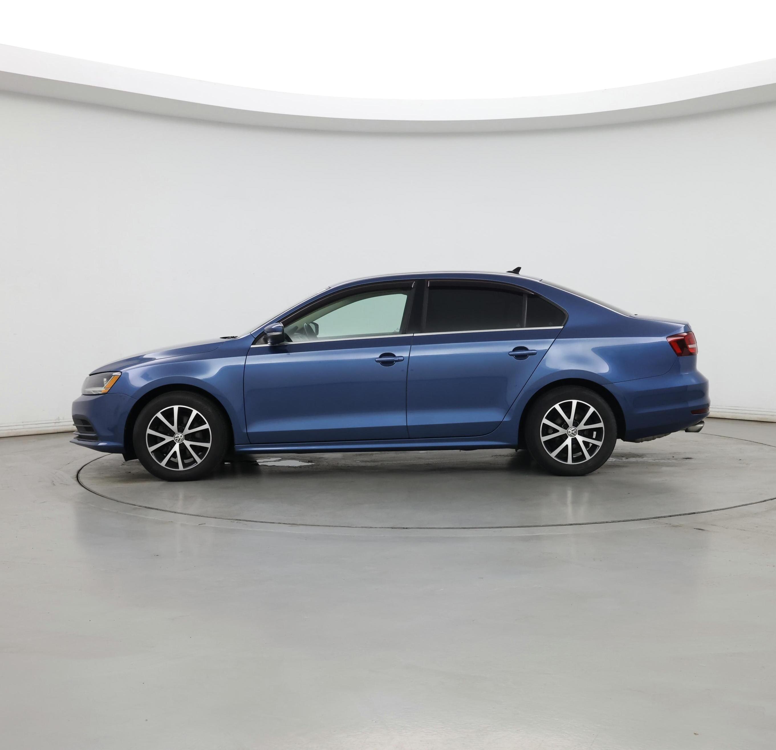 Thumbnail: 2017 Volkswagen Jetta - 3