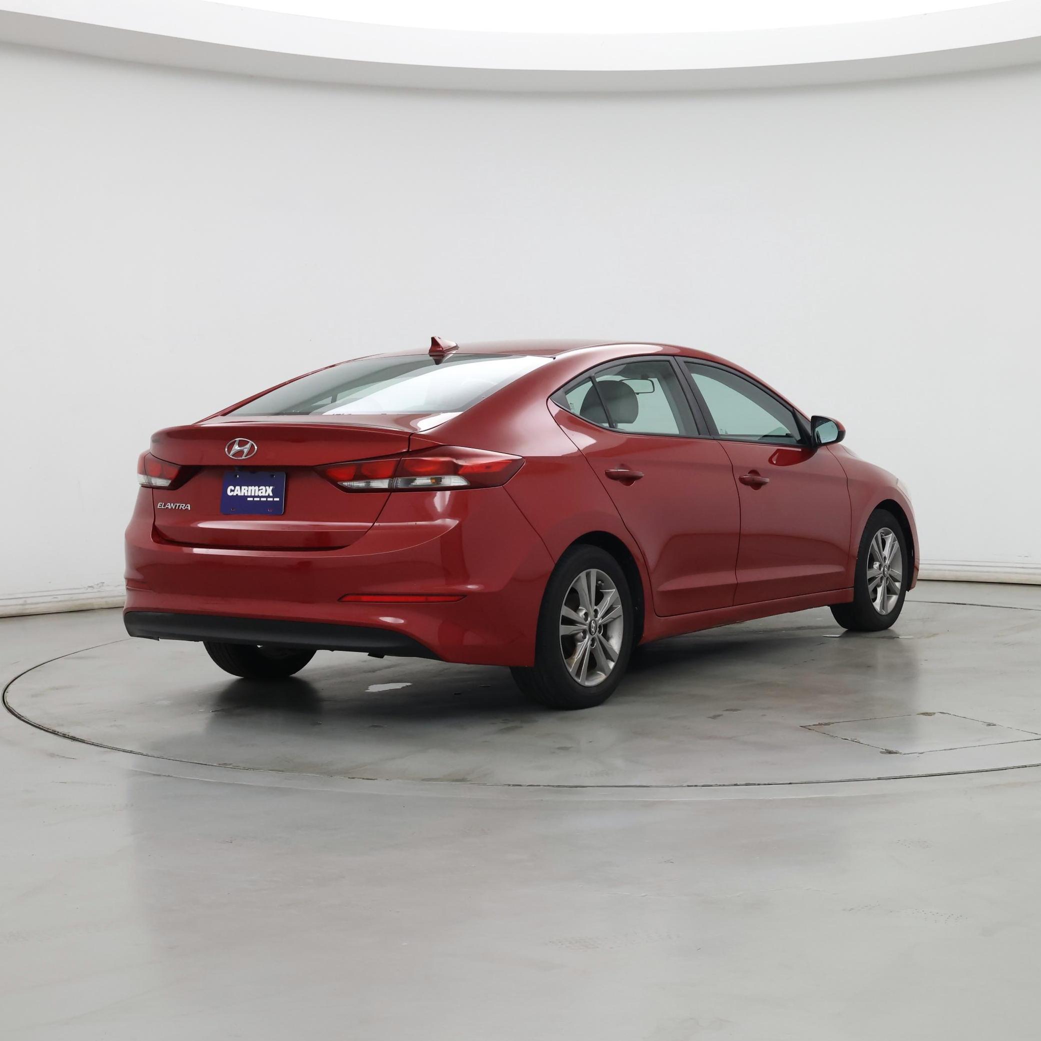 Thumbnail: 2017 Hyundai Elantra - 8