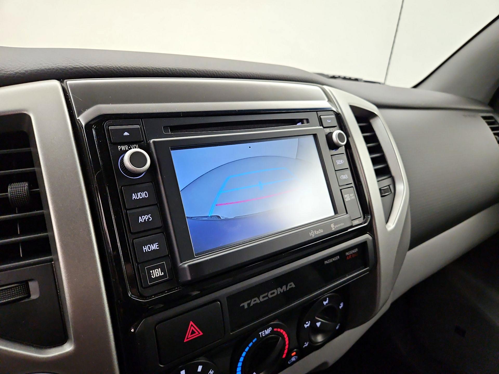 Thumbnail: 2015 Toyota Tacoma - 14