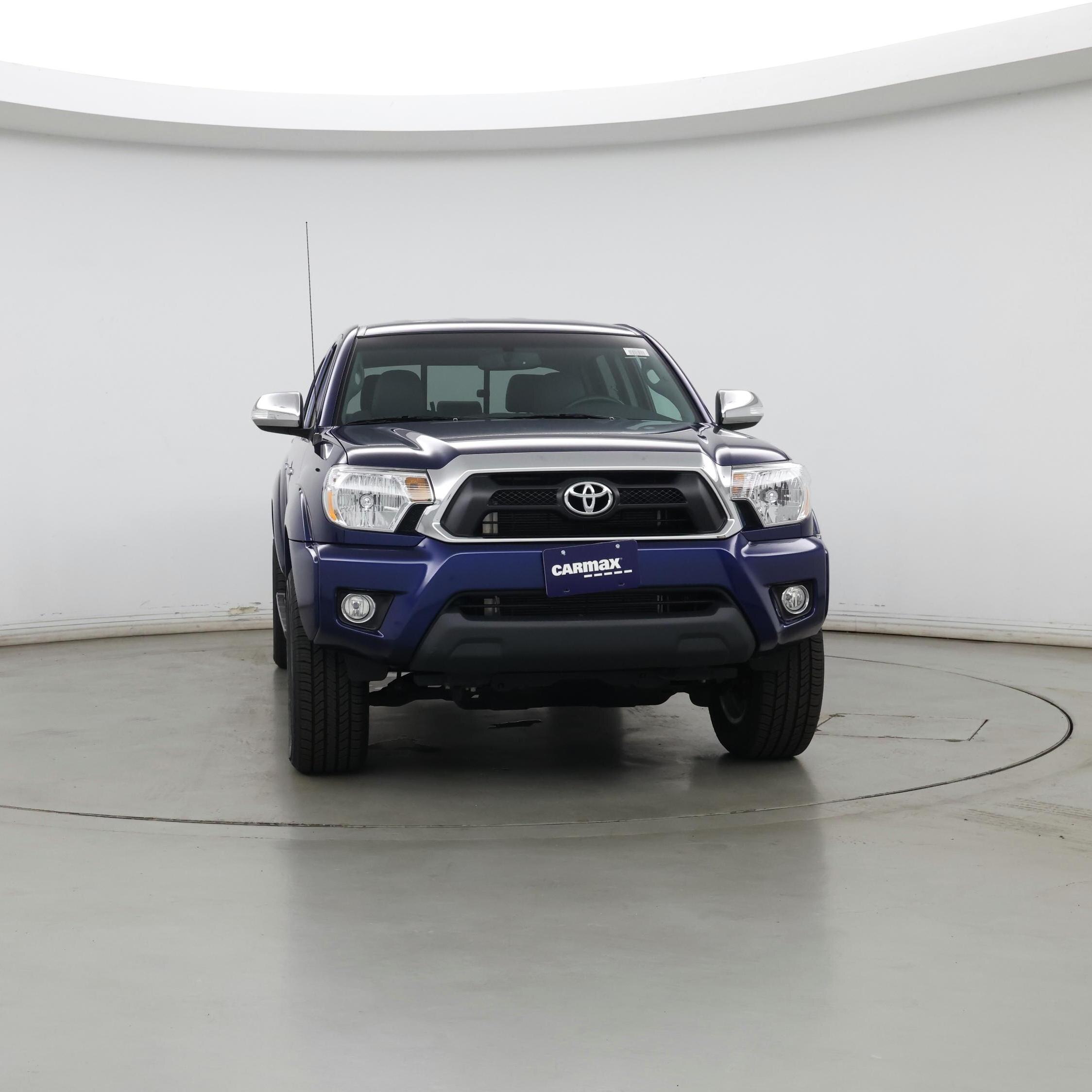 Thumbnail: 2015 Toyota Tacoma - 5