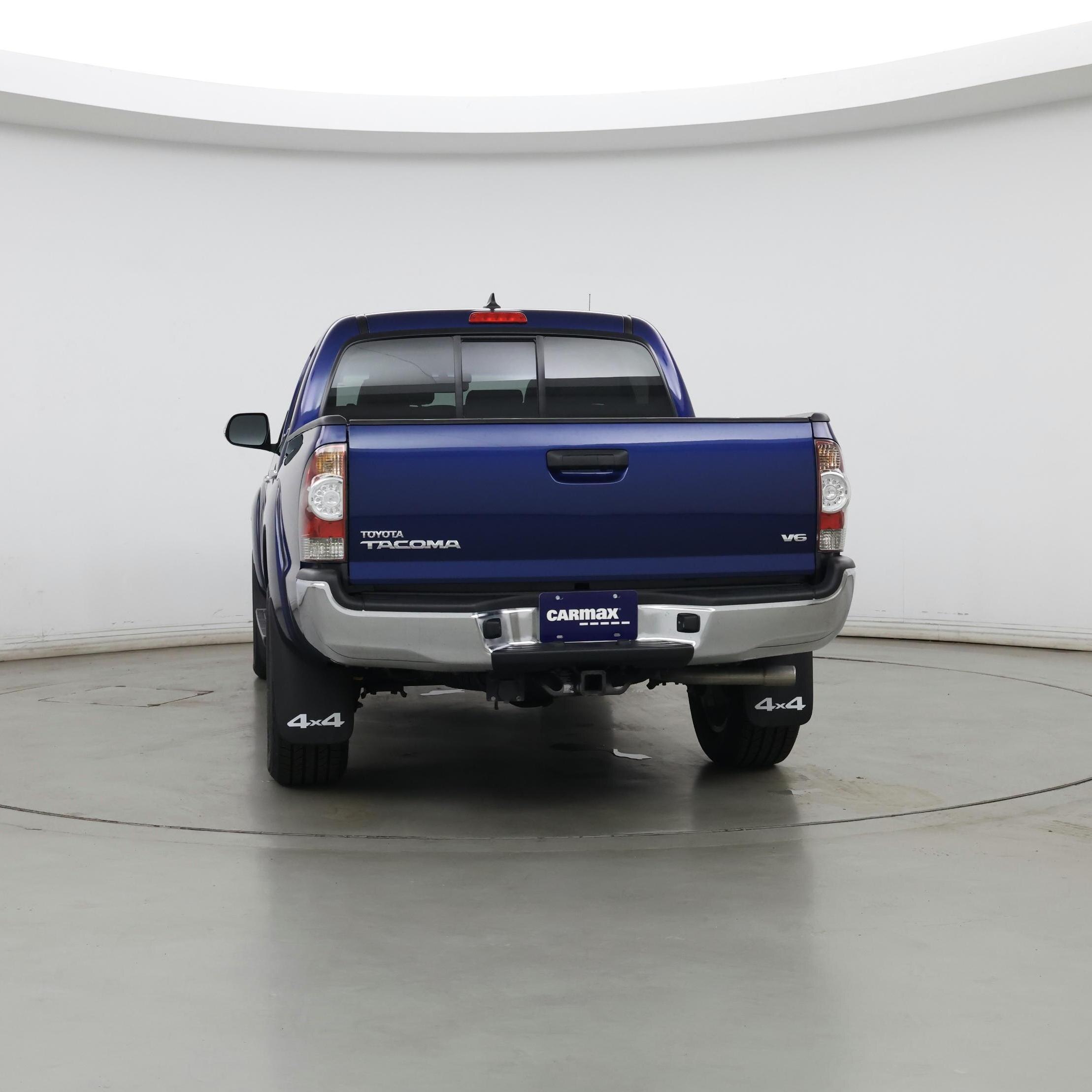 Thumbnail: 2015 Toyota Tacoma - 6