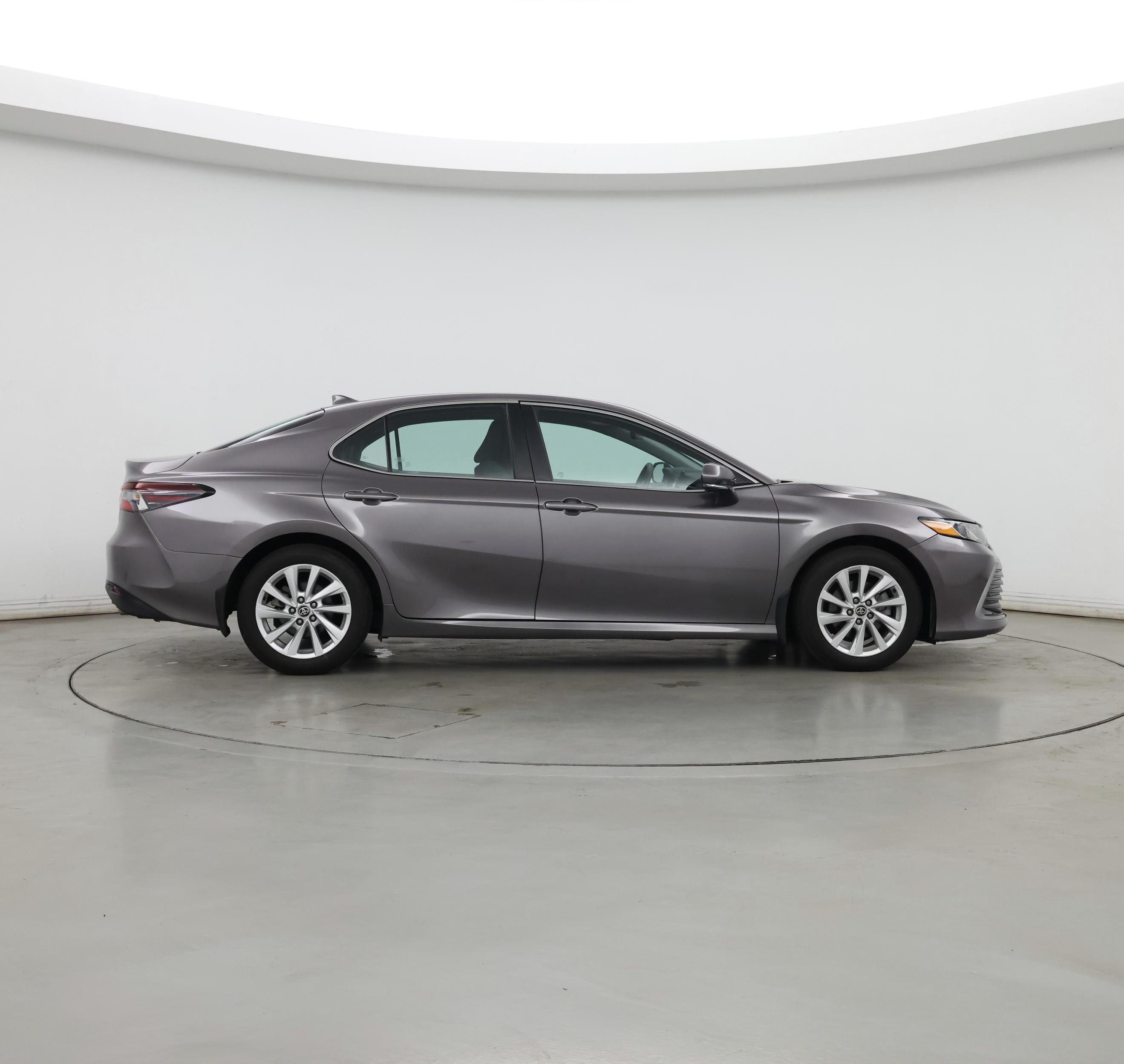 Thumbnail: 2022 Toyota Camry - 7