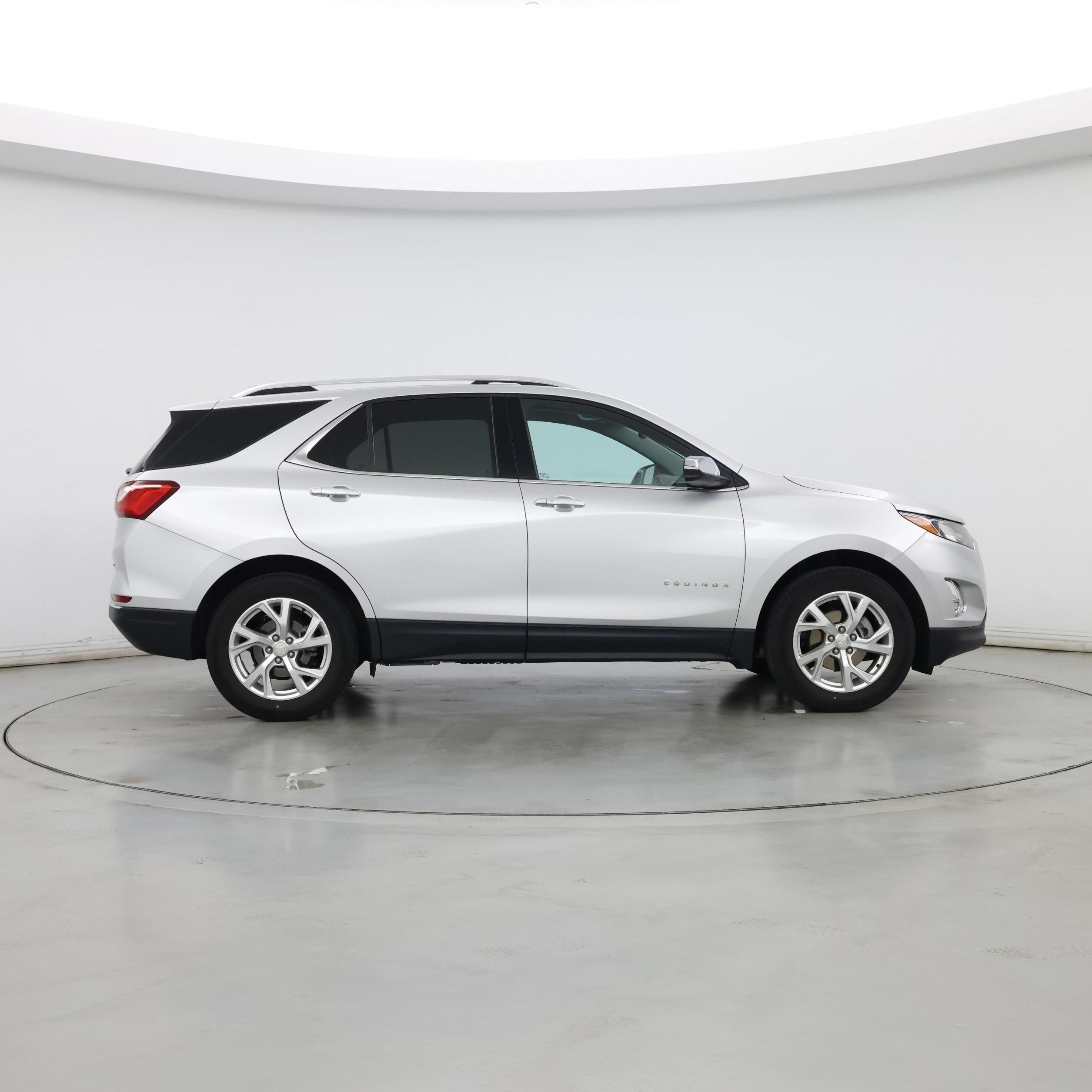 Thumbnail: 2021 Chevrolet Equinox - 7