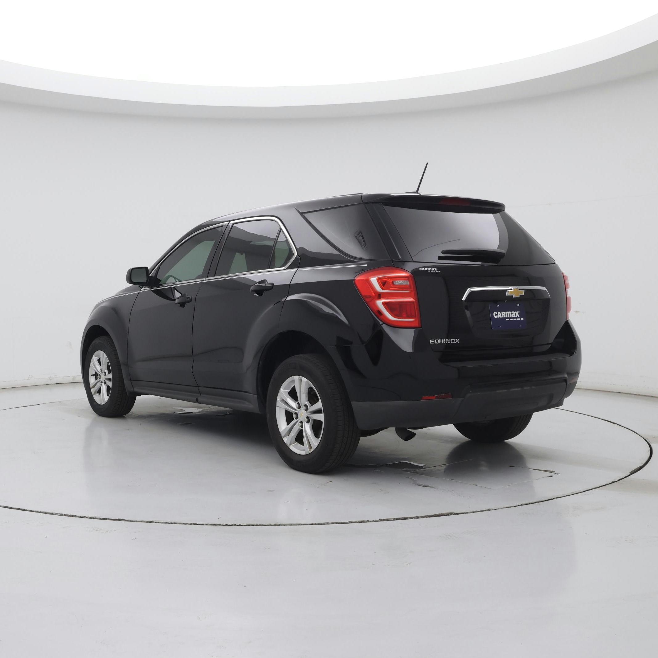 Thumbnail: 2017 Chevrolet Equinox - 2