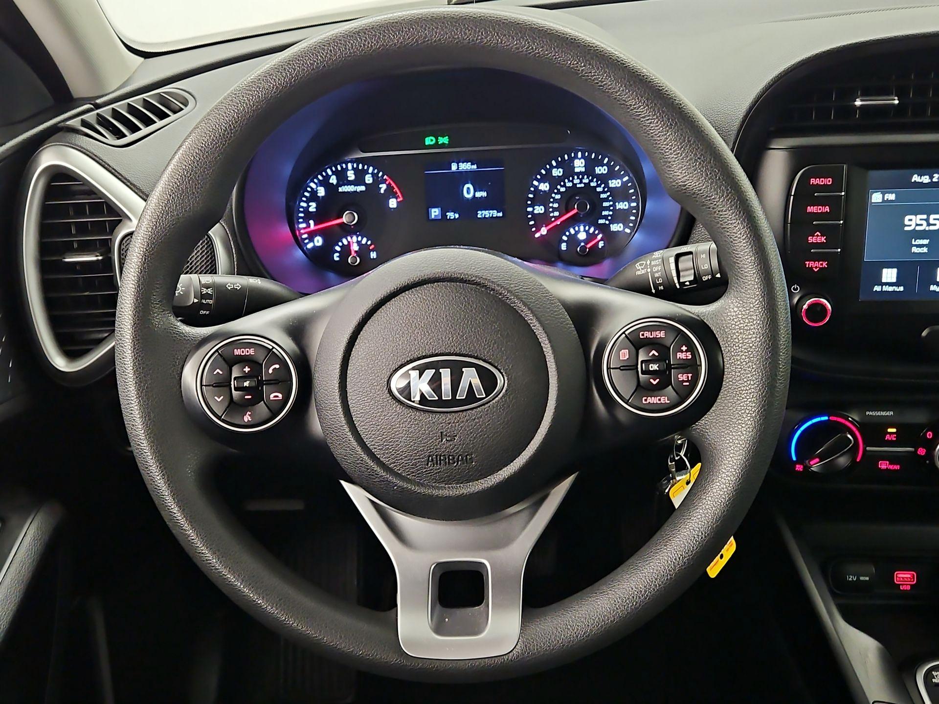 Thumbnail: 2020 Kia Soul - 10