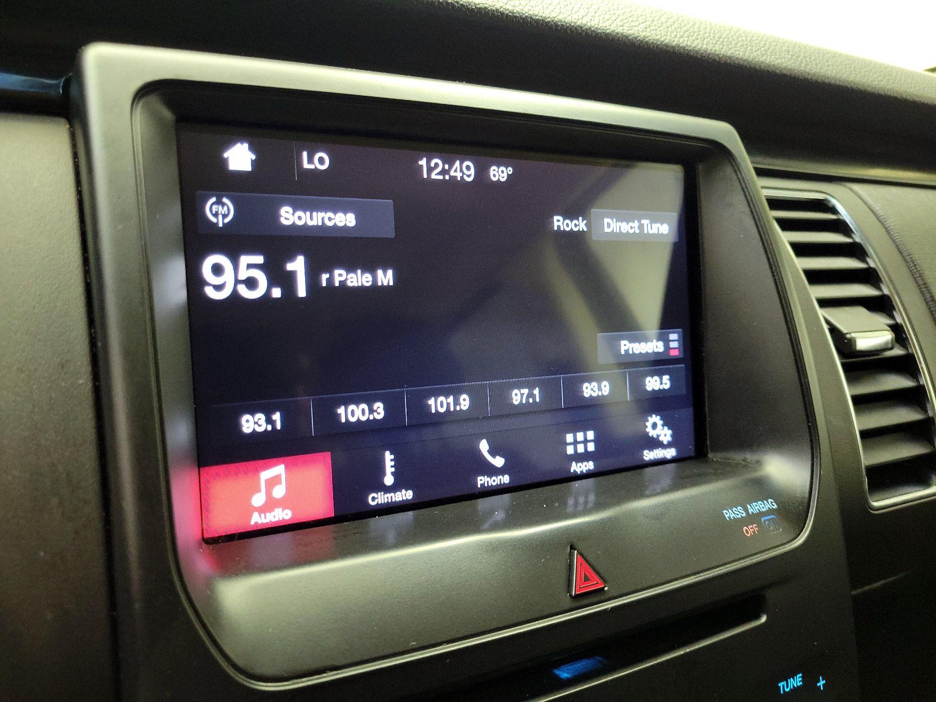 Thumbnail: 2016 Ford Flex - 15
