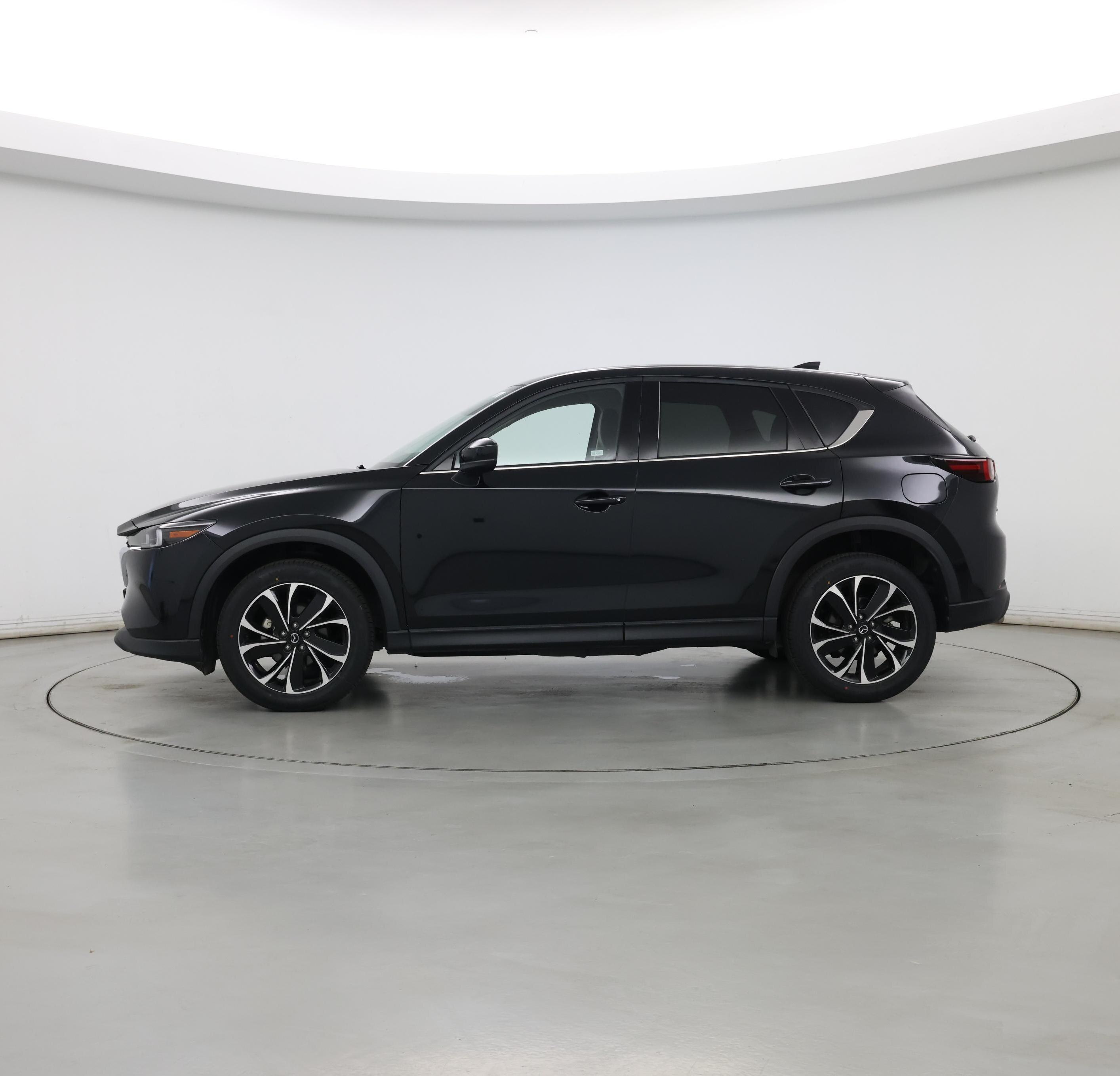 Thumbnail: 2023 Mazda CX-5 - 3