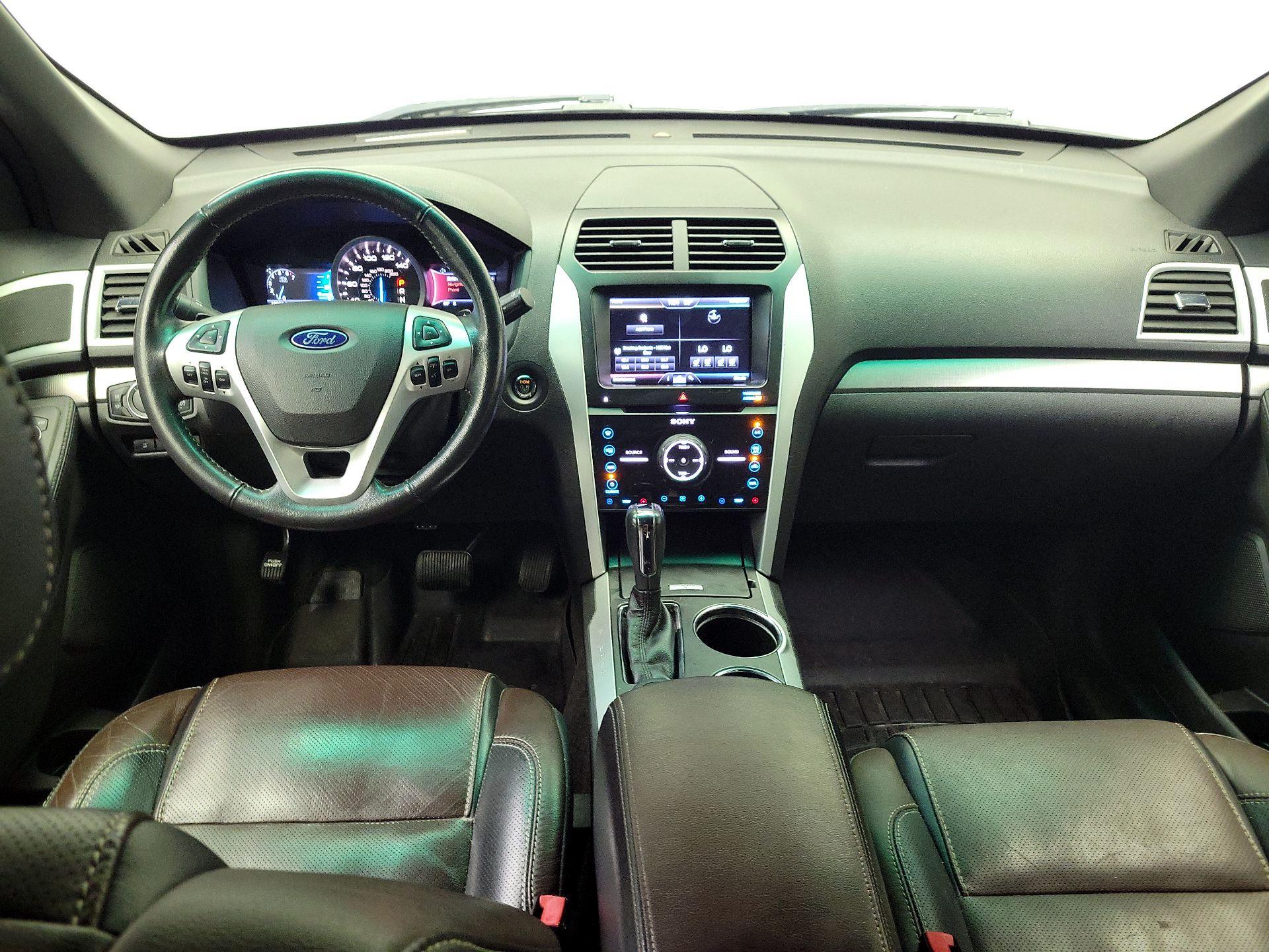 Thumbnail: 2014 Ford Explorer - 9