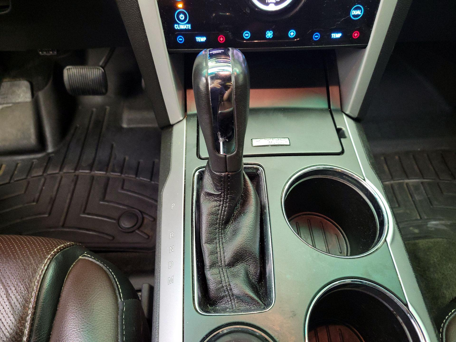 Thumbnail: 2014 Ford Explorer - 18