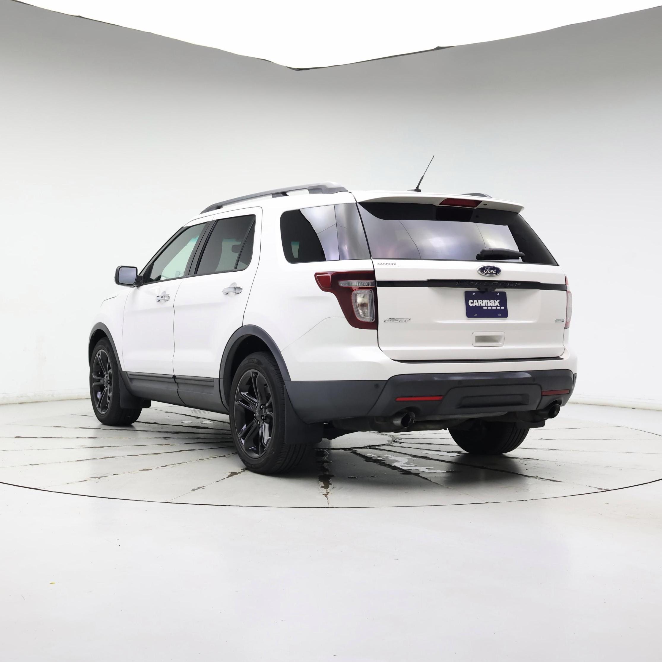 Thumbnail: 2014 Ford Explorer - 2