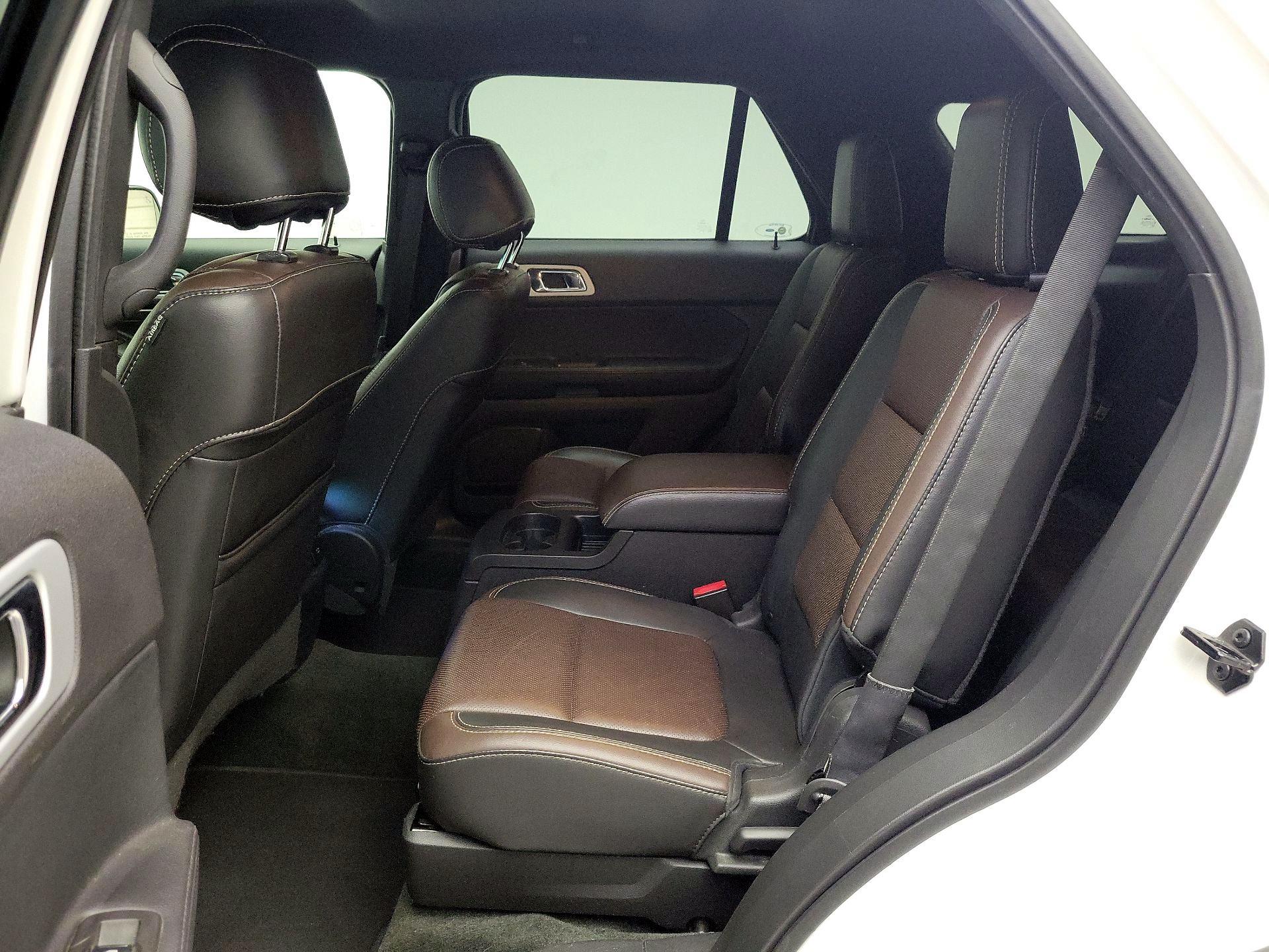 Thumbnail: 2014 Ford Explorer - 20